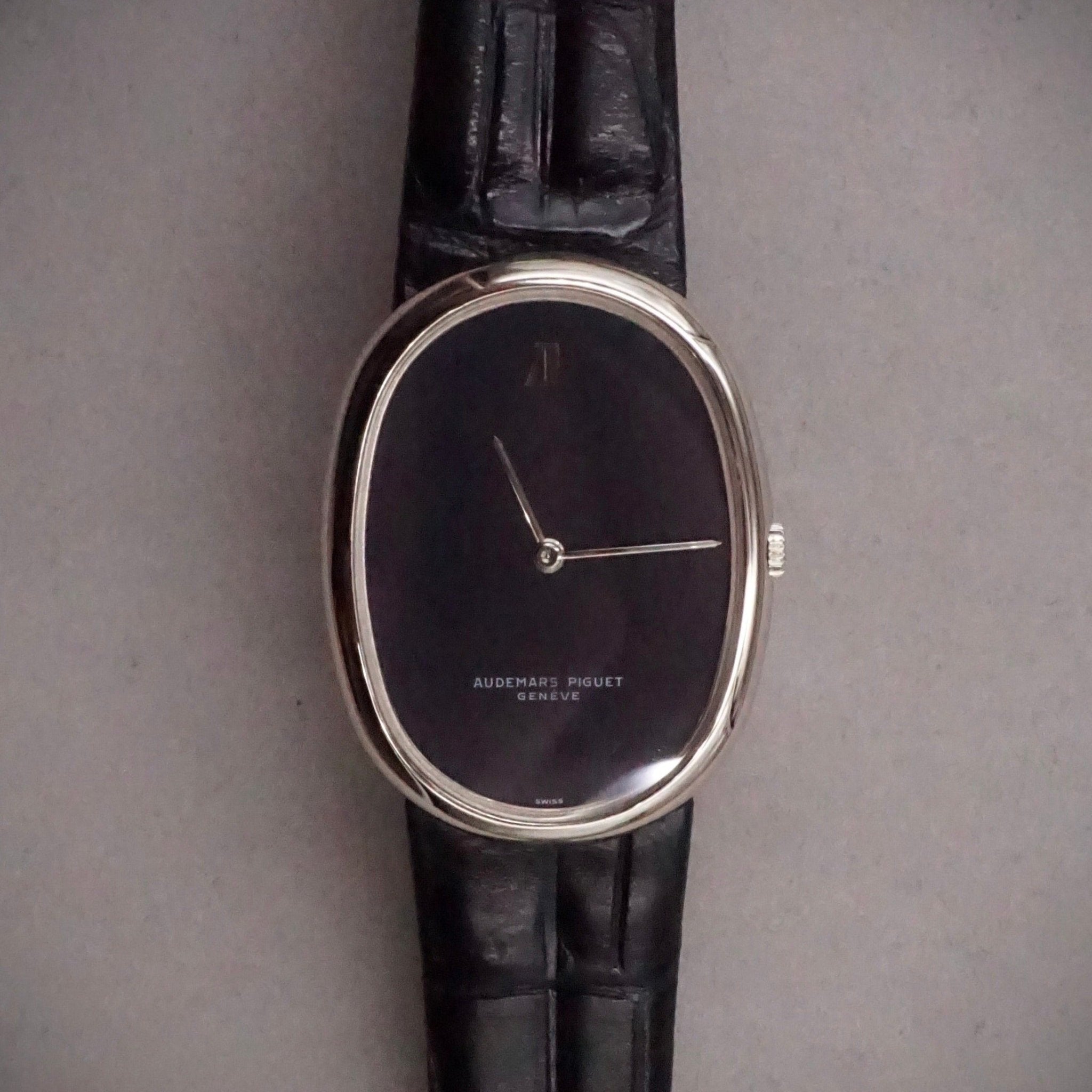 AUDEMARS PIGUET ELLIPSE OR BLANC - montre vintage - Contre - Temps Paris