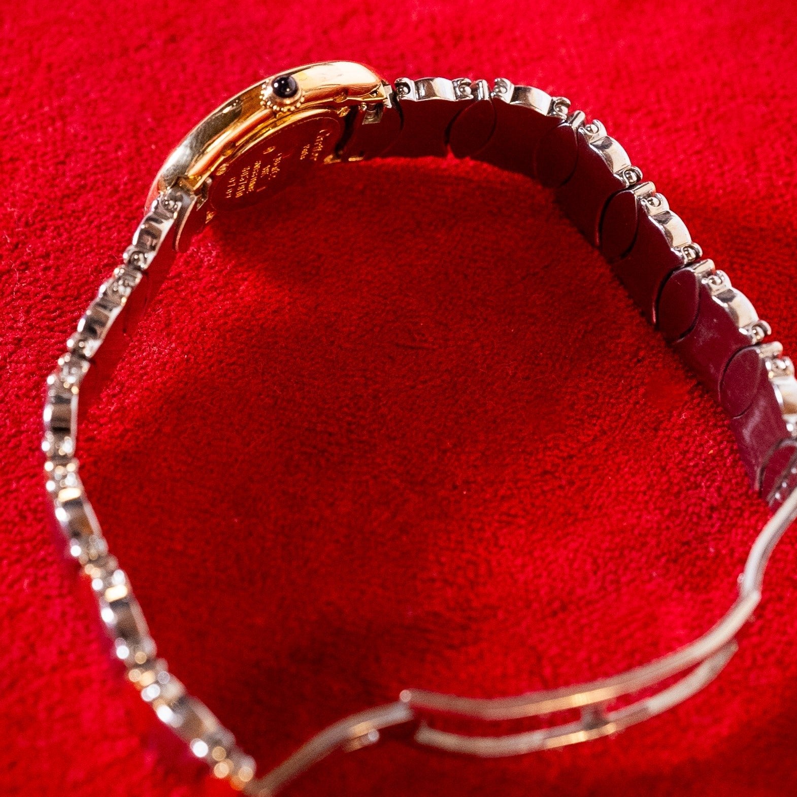 CARTIER BAIGNOIRE CLASSIQUE OR ET ACIER BRACELET CASQUE D'OR - montre vintage - Contre - Temps Paris