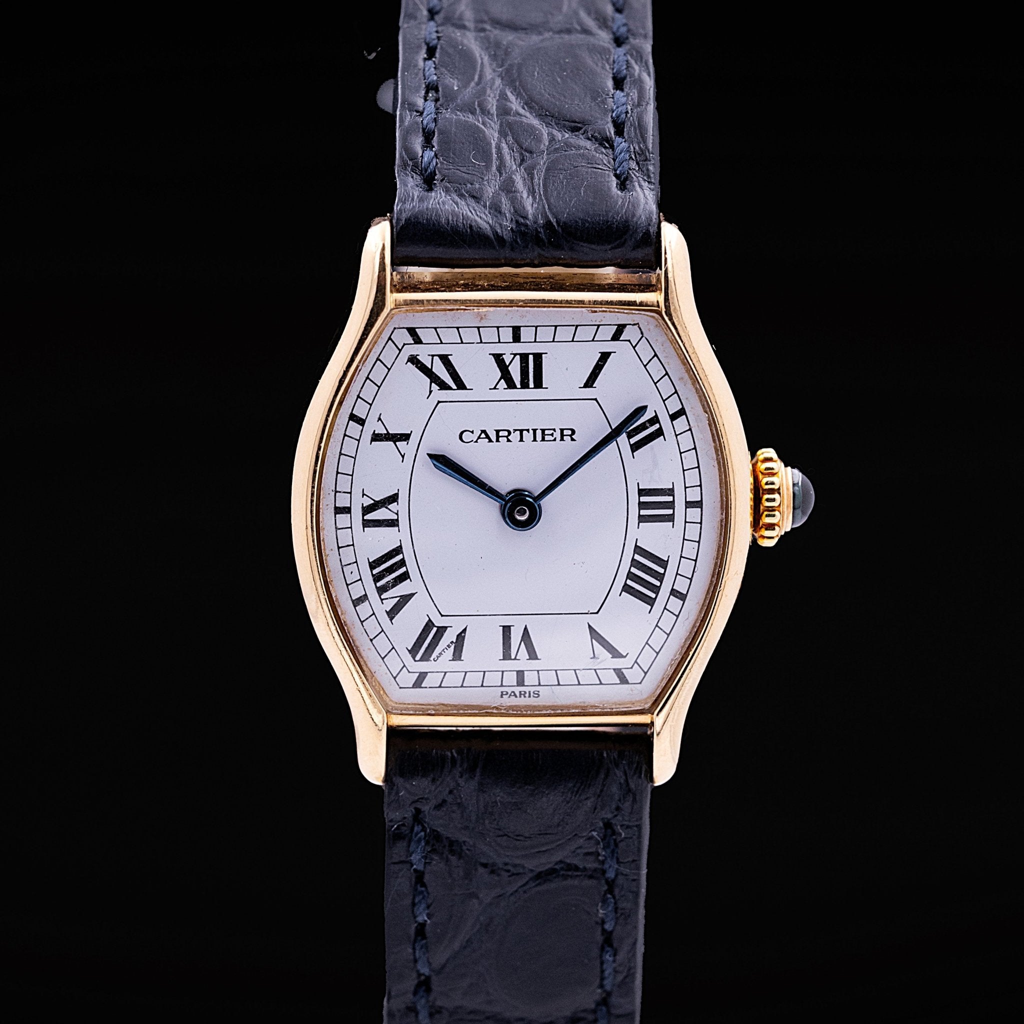 Cartier Mini Tortue Or Jaune Ref. 78247, années 80 - montre vintage - Contre-Temps Paris