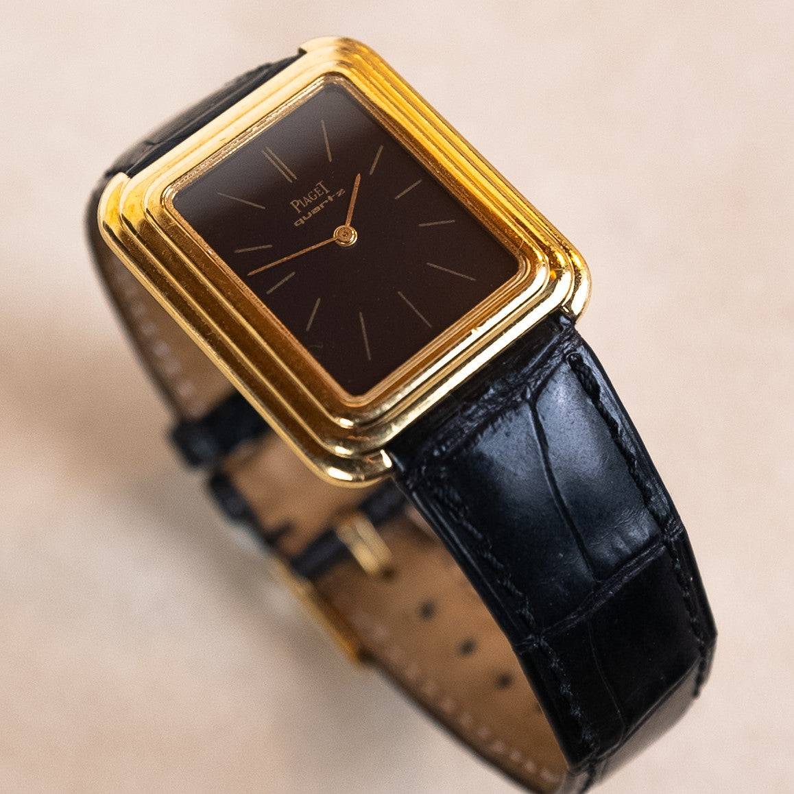PIAGET QUARTZ RECTANGULAR GOLD