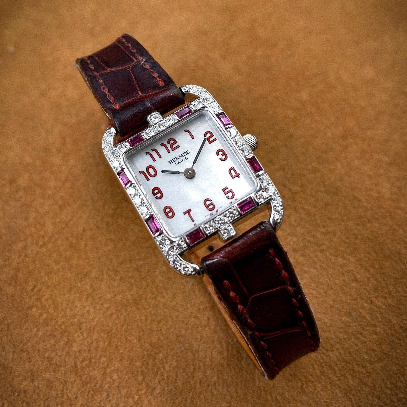 HERMES CAPE COD LADY DIAMANTS ET RUBIS - montre vintage - Contre - Temps Paris