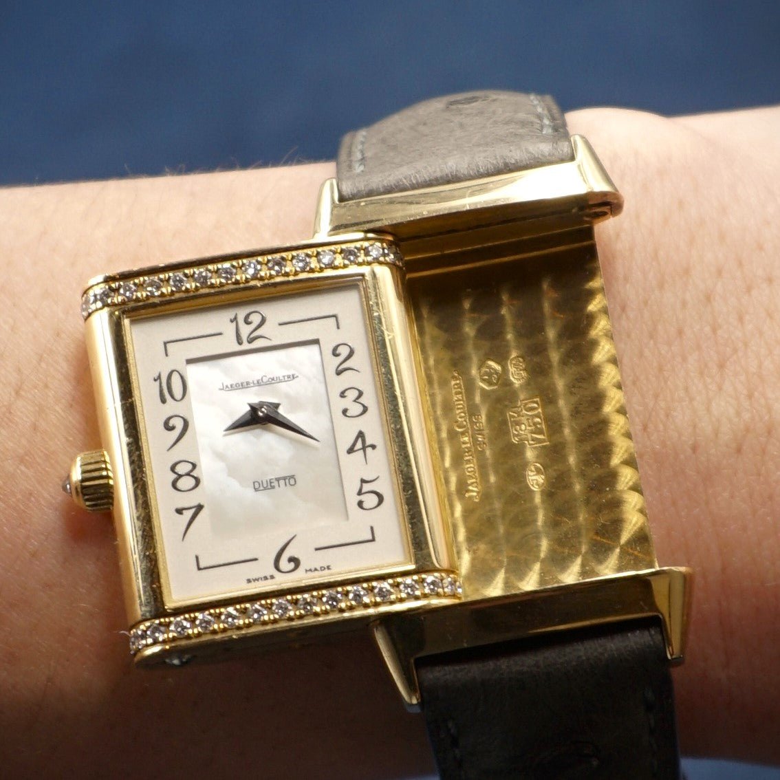 JAEGER - LECOULTRE REVERSO DUETTO OR ET DIAMANTS - montre vintage - Contre - Temps Paris
