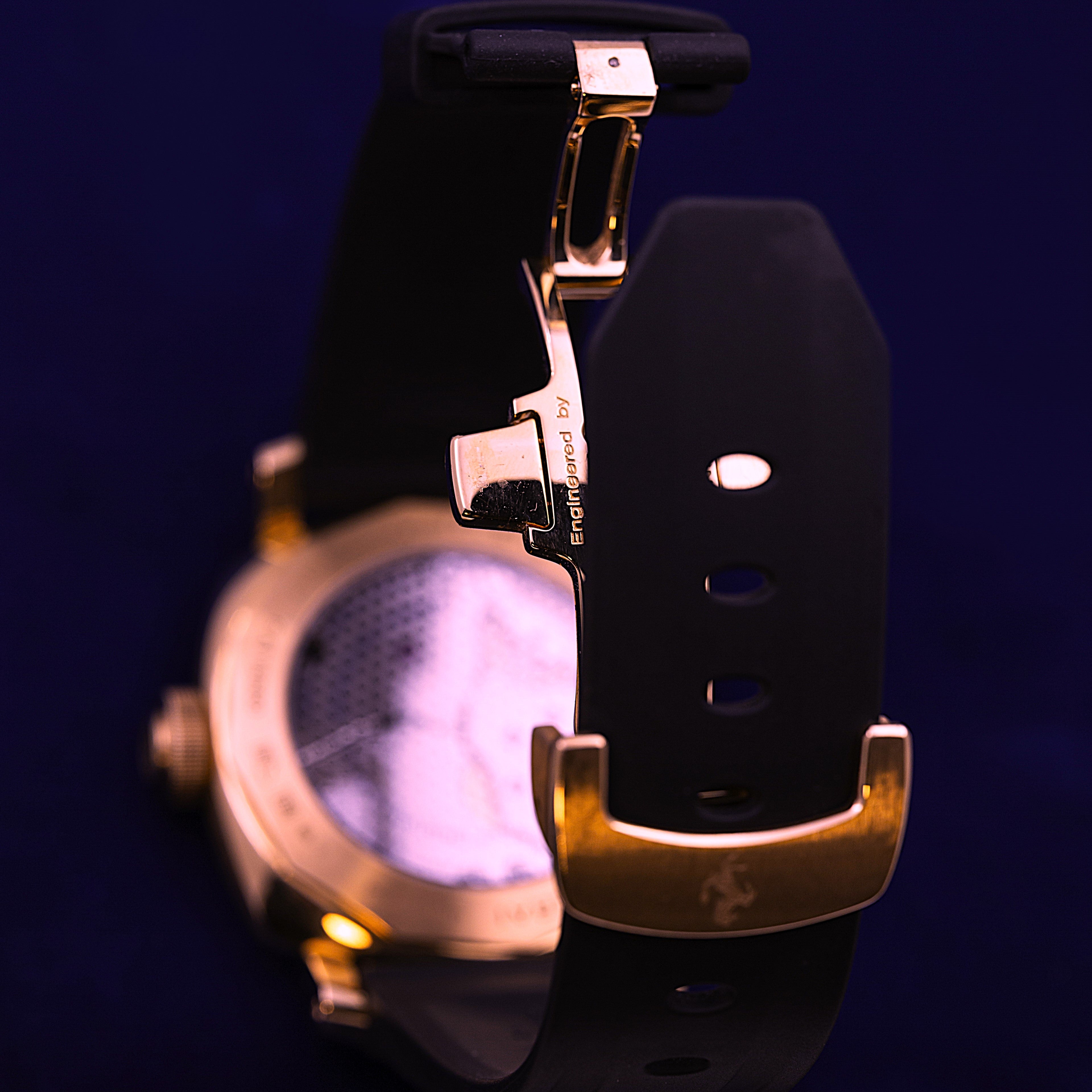 PANERAI FERRARI GRANTURISMO GMT 8 DAYS OR ROSE