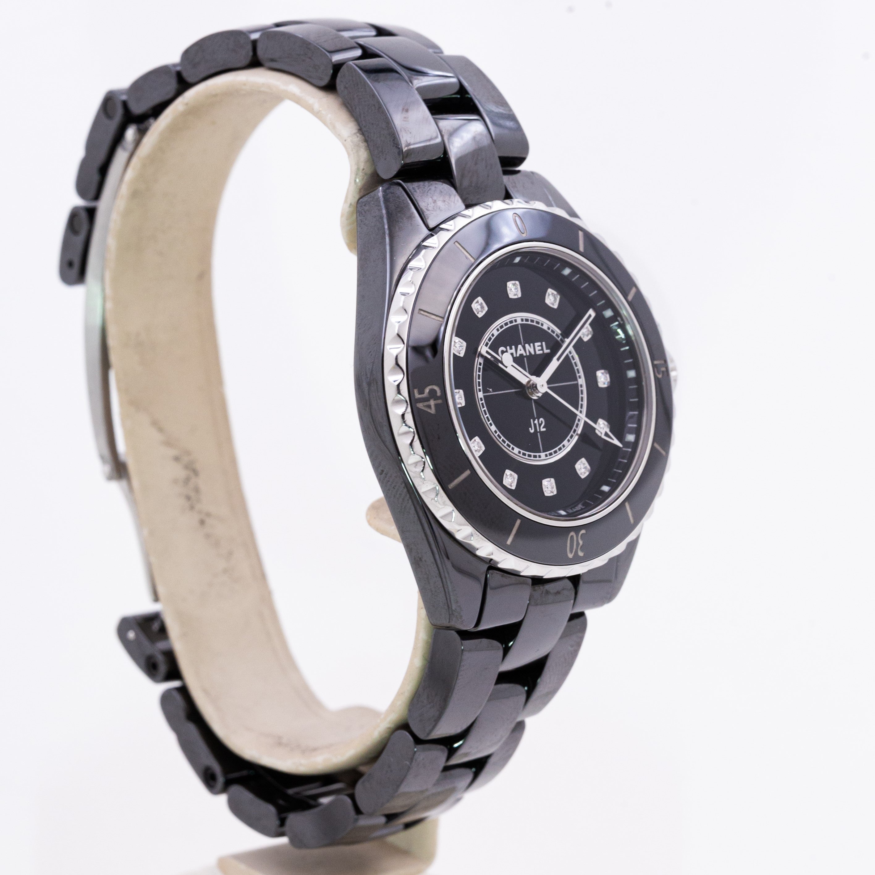 CHANEL J12 WOMEN DIAMOND INDEXES