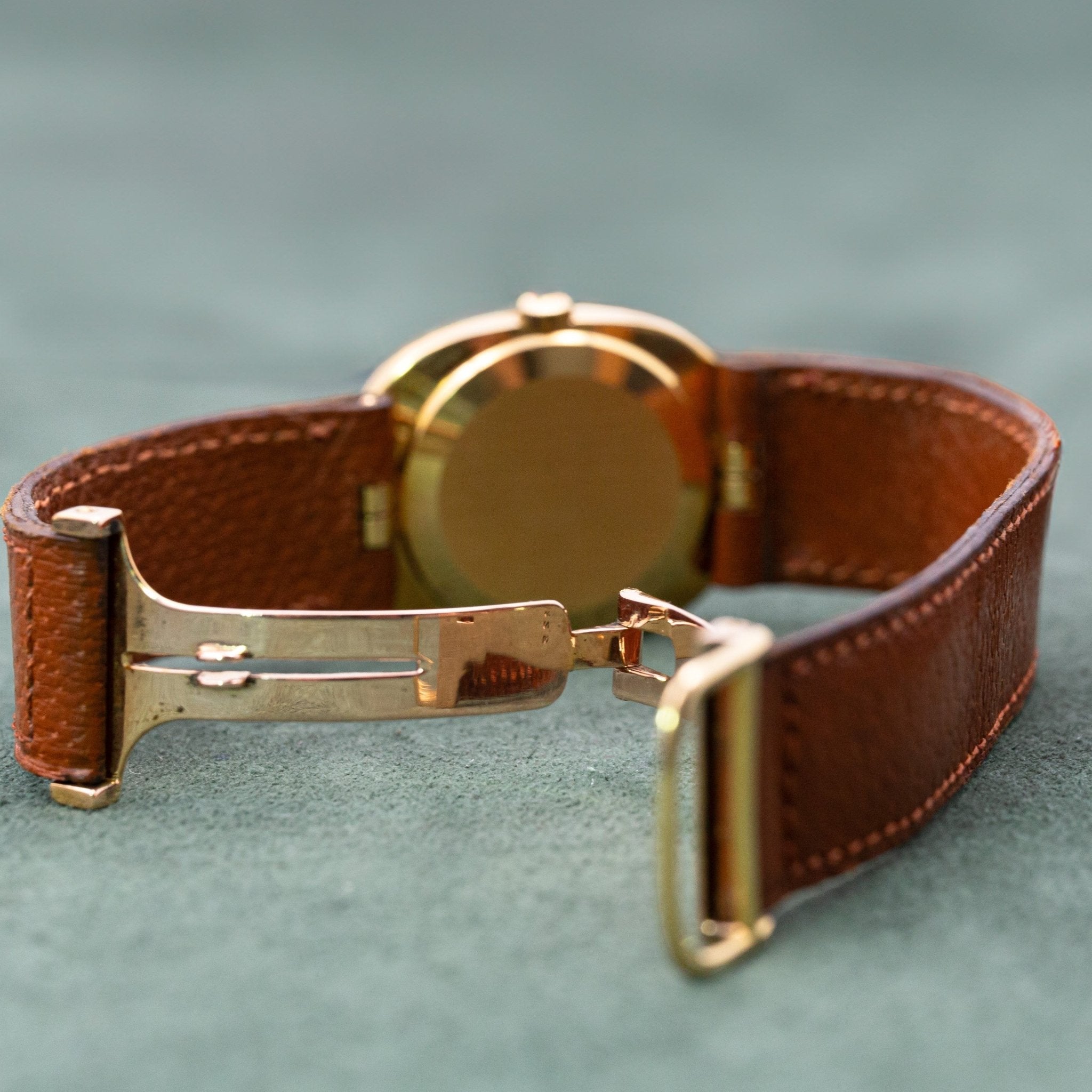PATEK PHILIPPE ELLIPSE OR - montre vintage - Contre - Temps Paris