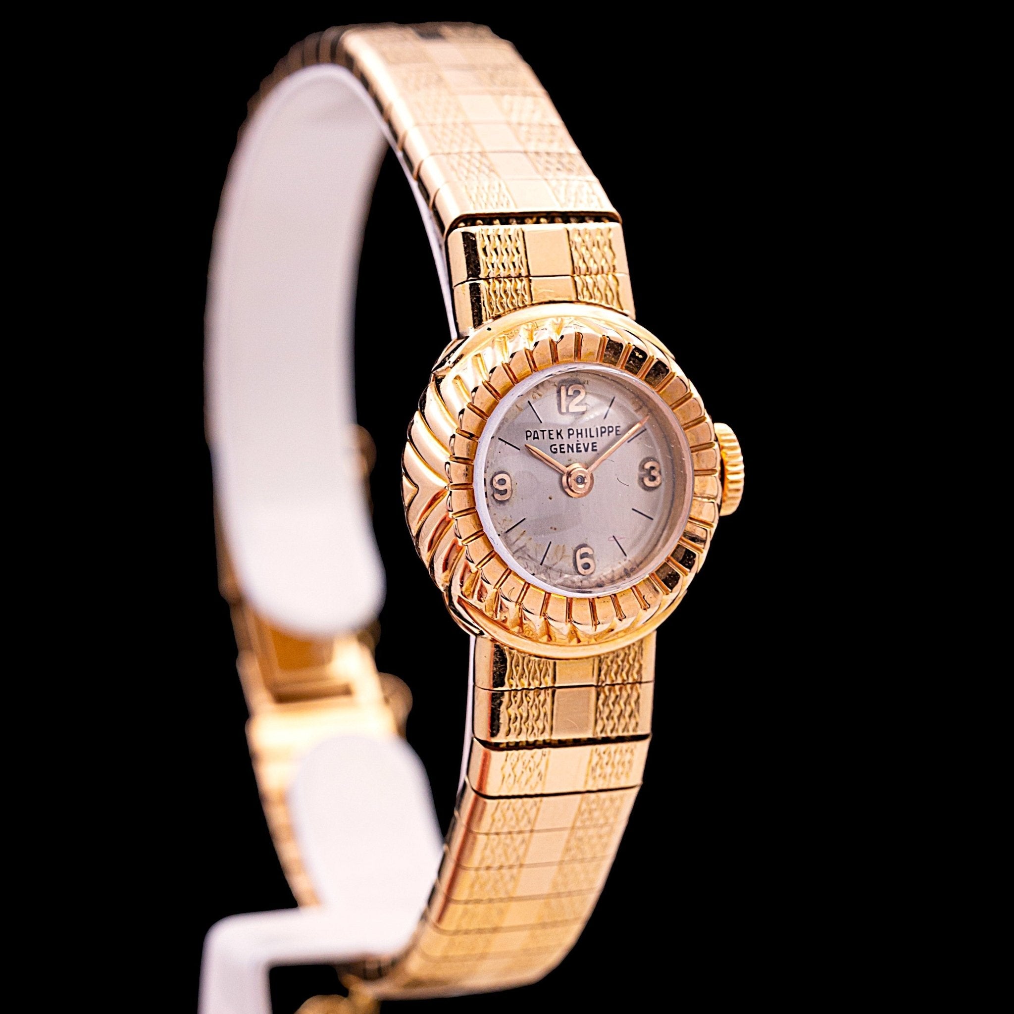 PATEK PHILIPPE LADY VINTAGE OR - montre vintage - Contre - Temps Paris