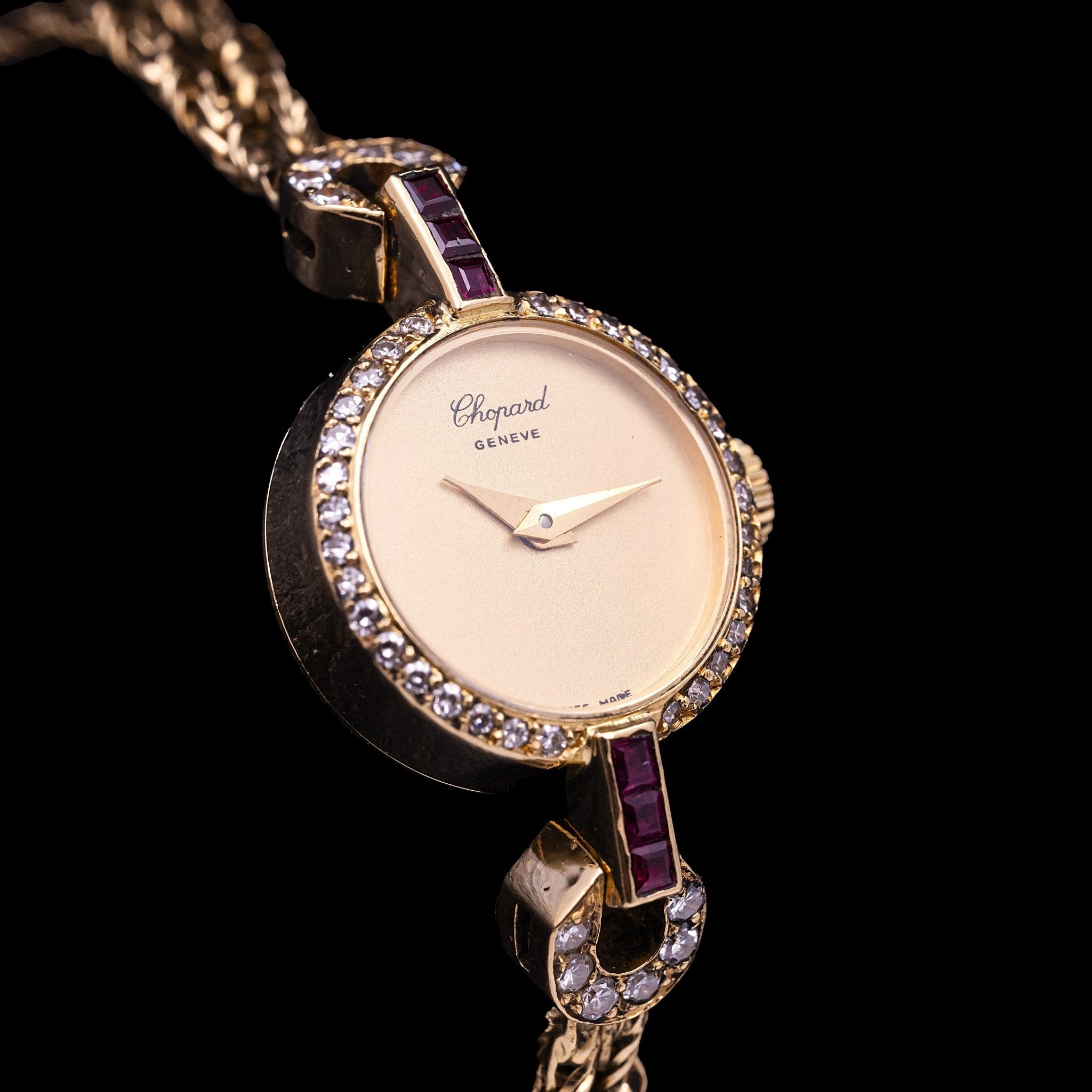 CHOPARD MONTRE HAUTE - JOAILLERIE LADY VINTAGE OR RUBIS ET DIAMANTS - montre vintage - Contre - Temps Paris