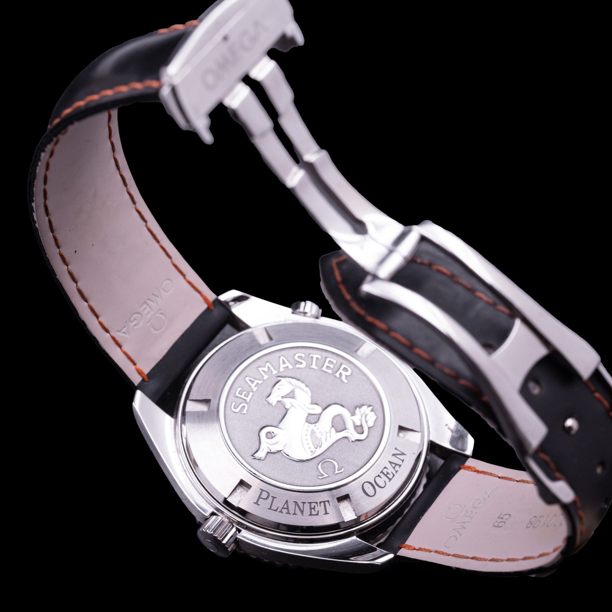 OMEGA SEAMASTER PLANET OCEAN ORANGE - montre vintage - Contre - Temps Paris