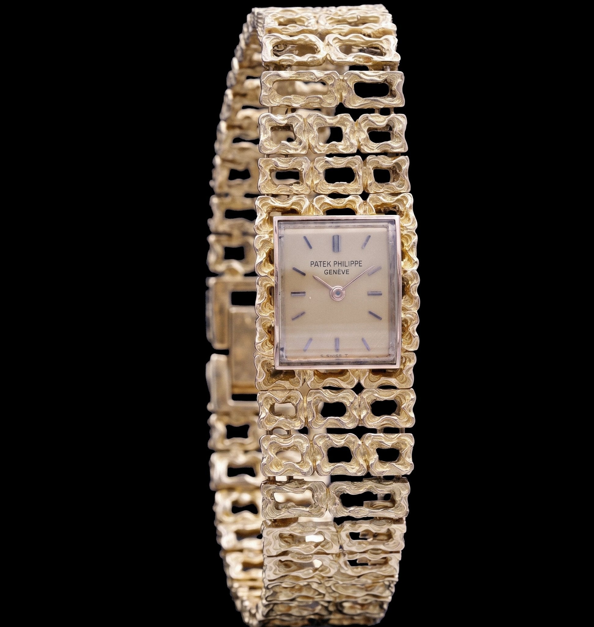 Patek Philippe Ref. 3257/3 — Or jaune 18 carats, années 1960 - montre vintage - Contre - Temps Paris