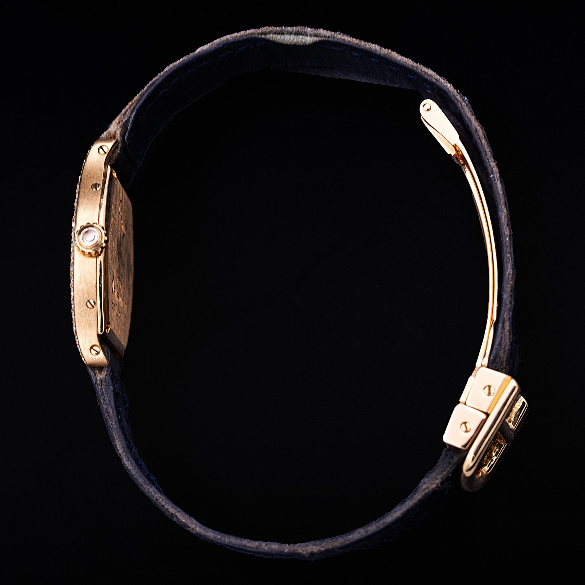 Cartier Tortue petit modèle Or jaune et diamants, Ref. 66036 - montre vintage - Contre-Temps Paris