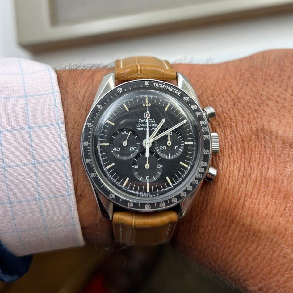 OMEGA SPEEDMASTER MOONWATCH PRE - MOON CAL 861 - montre vintage - Contre - Temps Paris