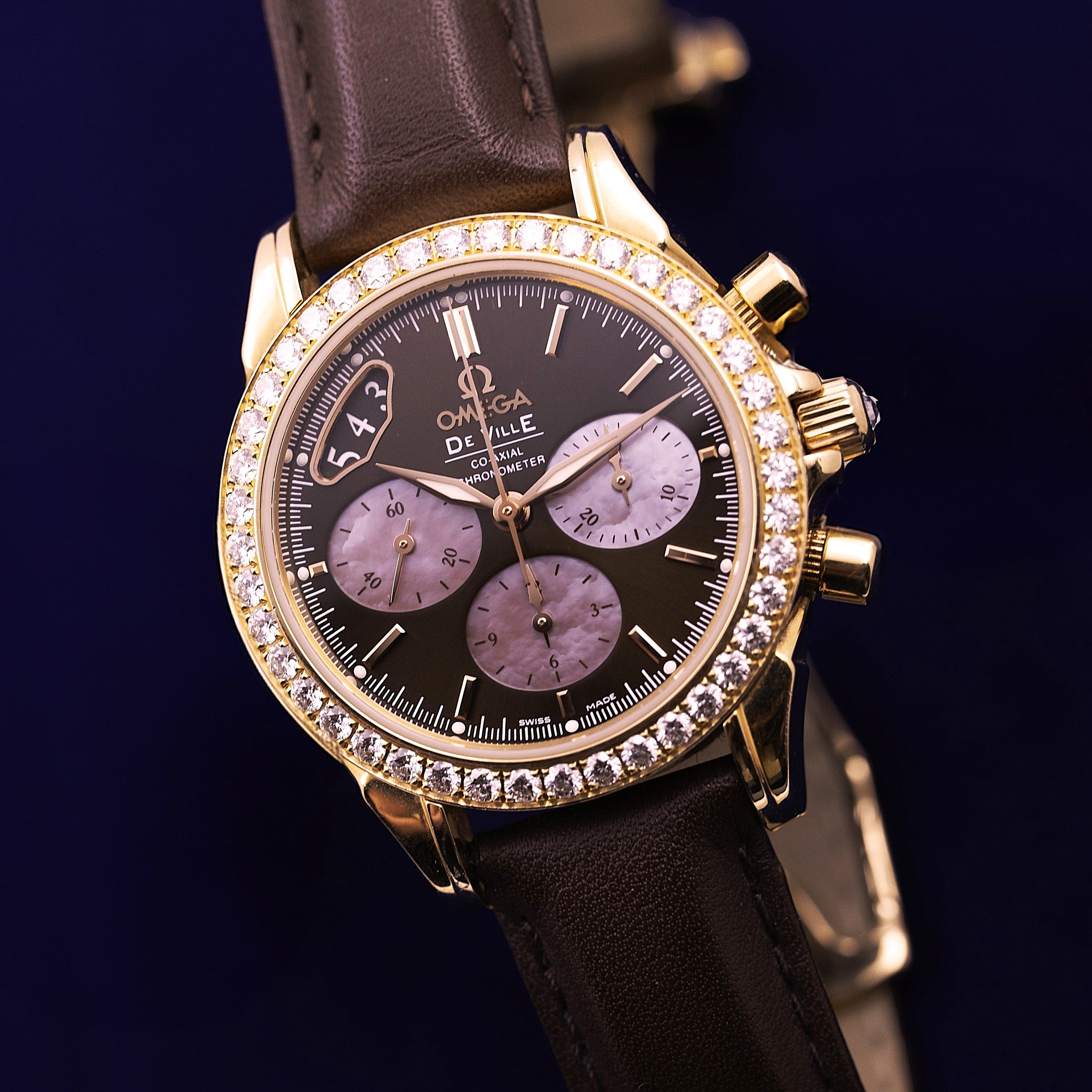 OMEGA DE VILLE CHRONOGRAPHE OR ROSE ET DIAMANTS