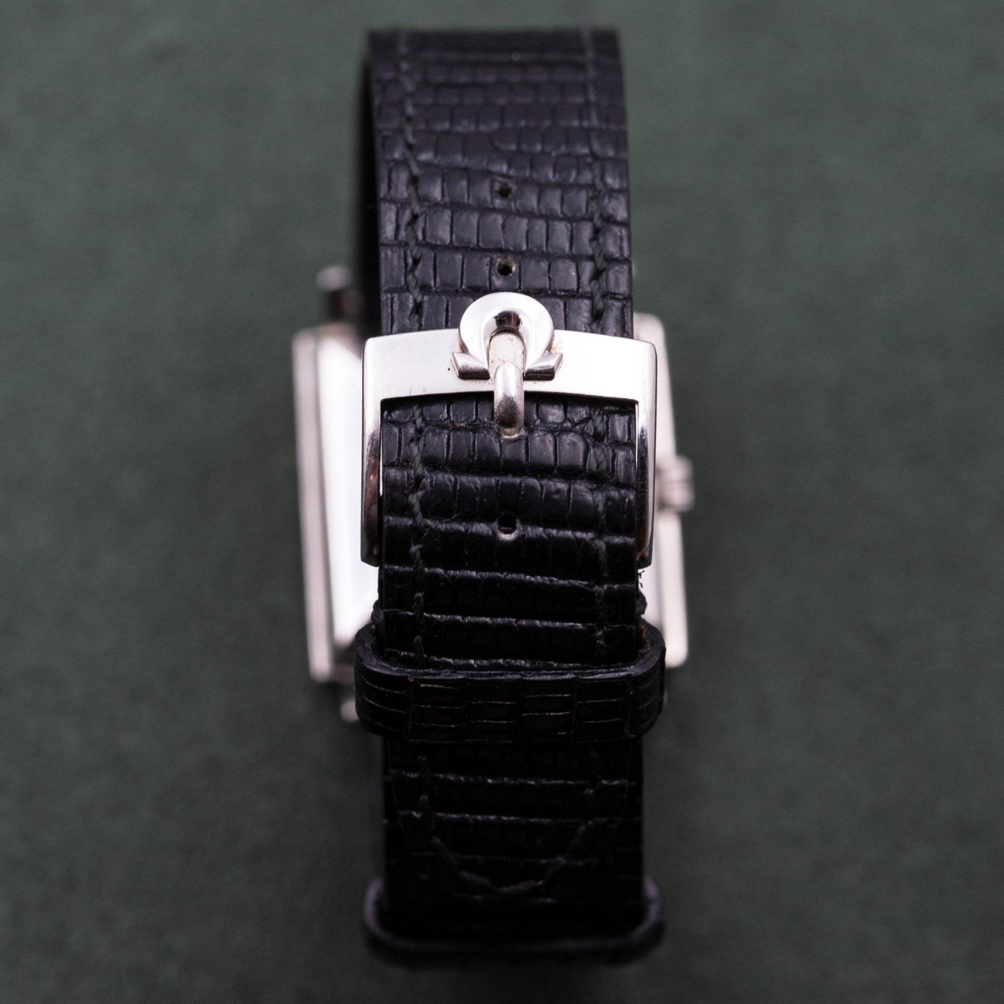 OMEGA CLASSIQUE CARREE AUTOMATIQUE - montre vintage - Contre - Temps Paris