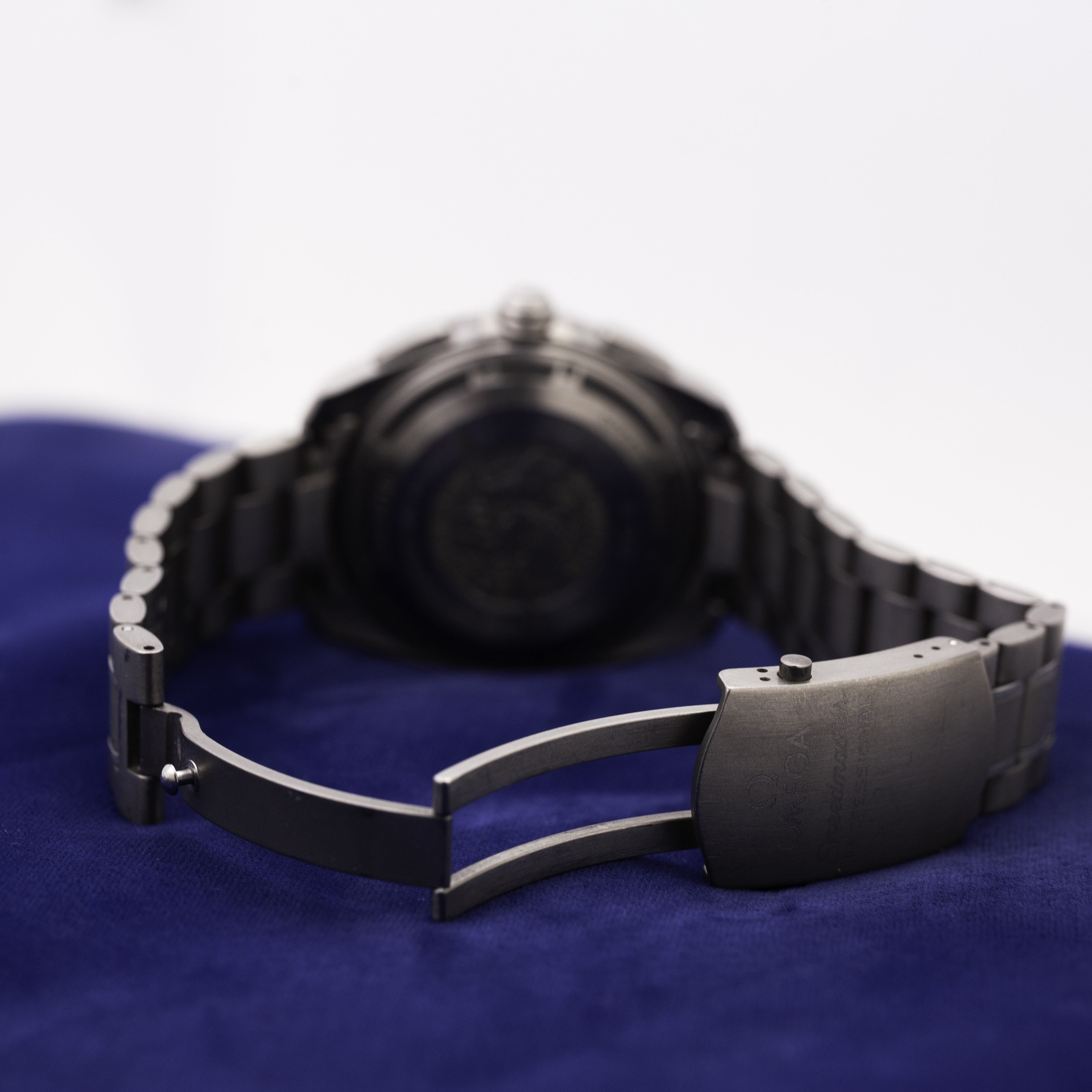 OMEGA SPEEDMASTER SKYWALKER X33