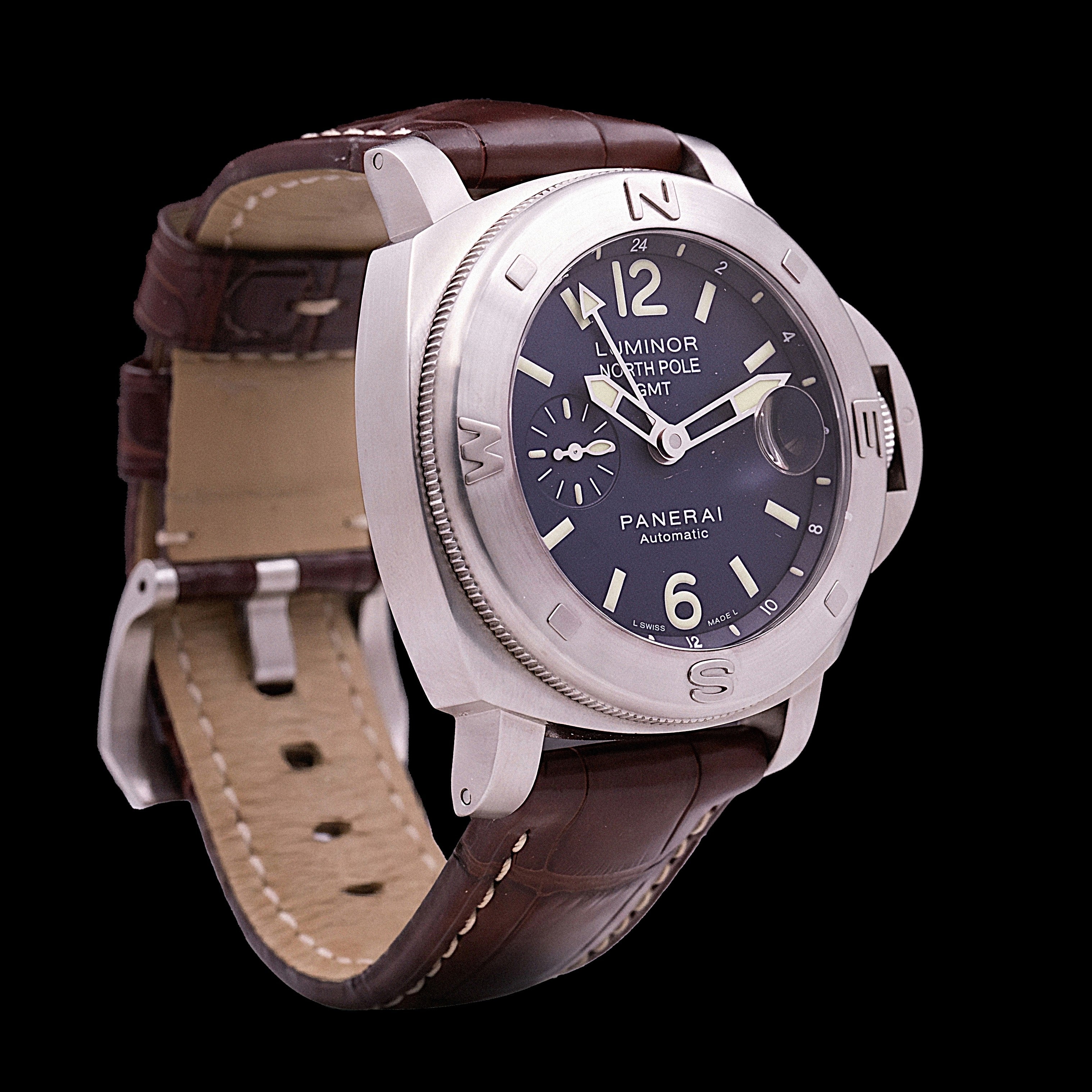 Panerai Luminor North Pole GMT PAM00252 Mike Horn, blue dial, compass bezel, engraved North Pole case back