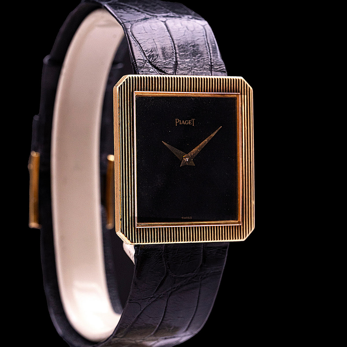 Piaget Protocole yellow gold Ref. 9154, onyx stone dial and reeded front with canted corners