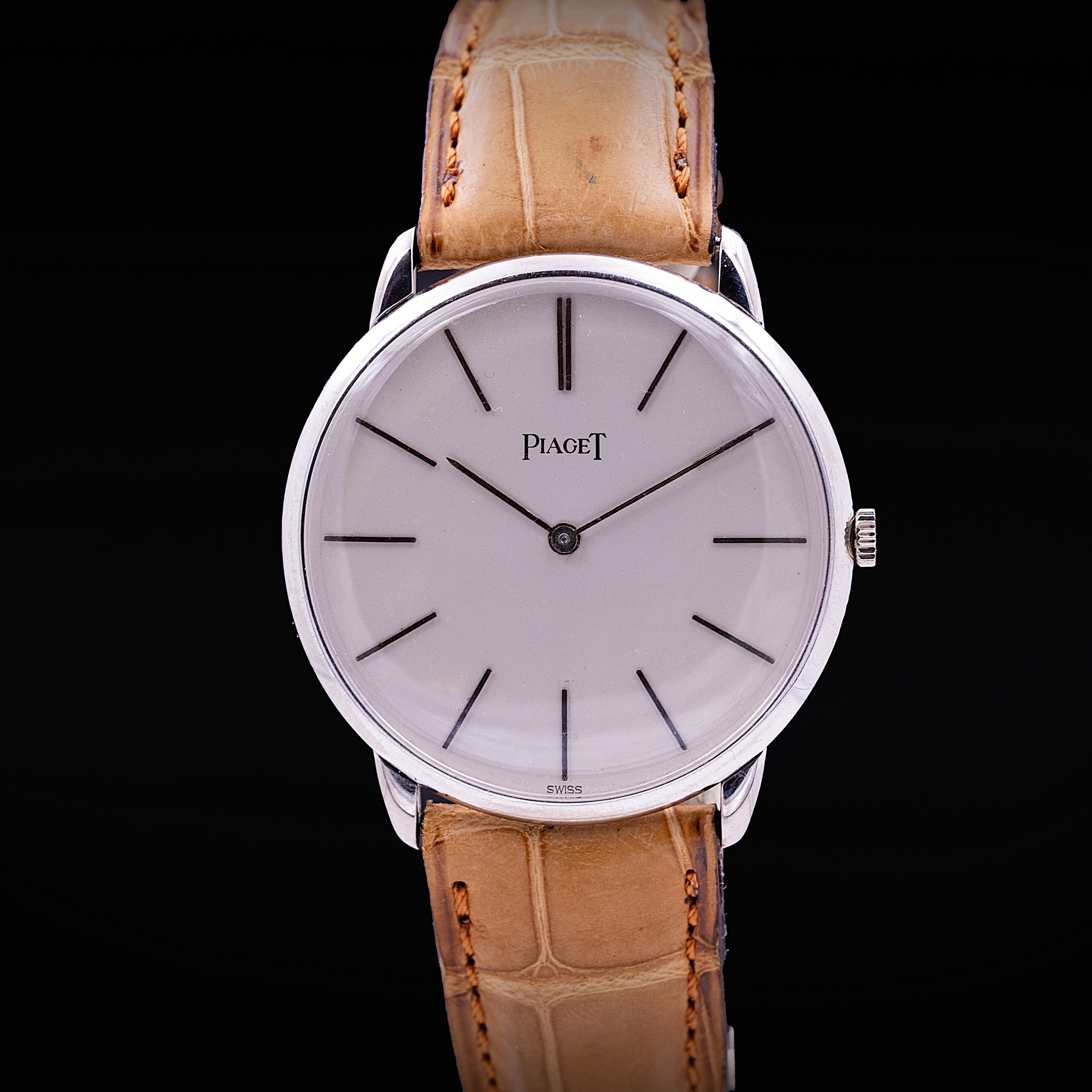 Montre Piaget ultra-plate habillée or blanc 18 carats cadran silver index bâton années 80