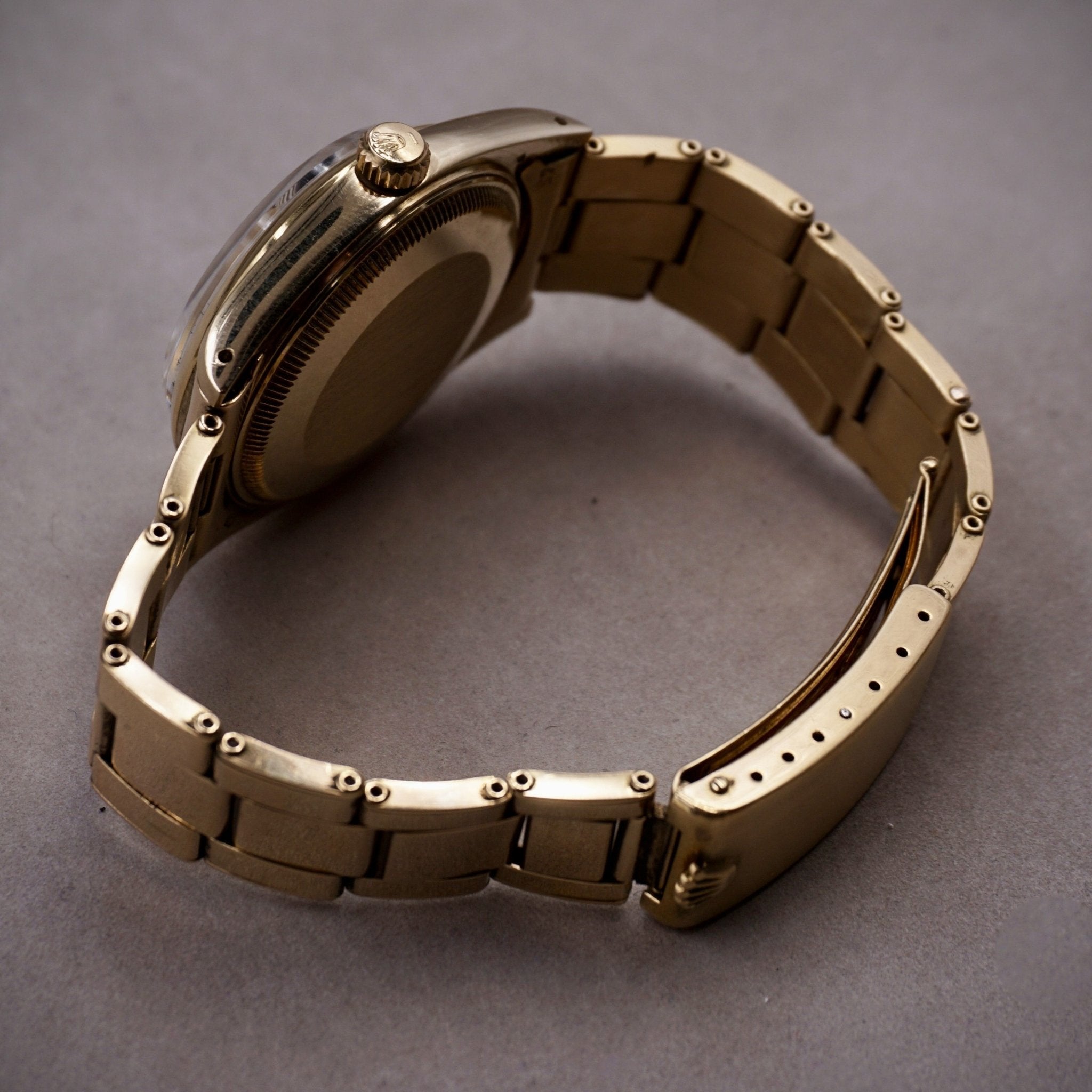 ROLEX OYSTER DATE OR JAUNE - montre vintage - Contre - Temps Paris