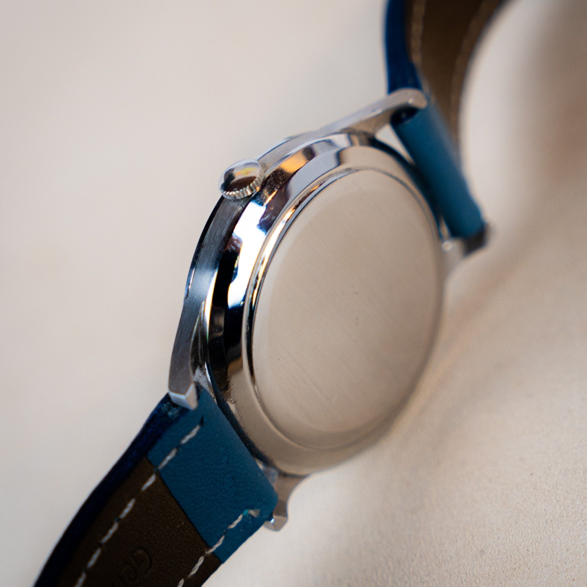IWC SCHAFFHAUSEN AUTOMATIC - montre vintage - Contre - Temps Paris