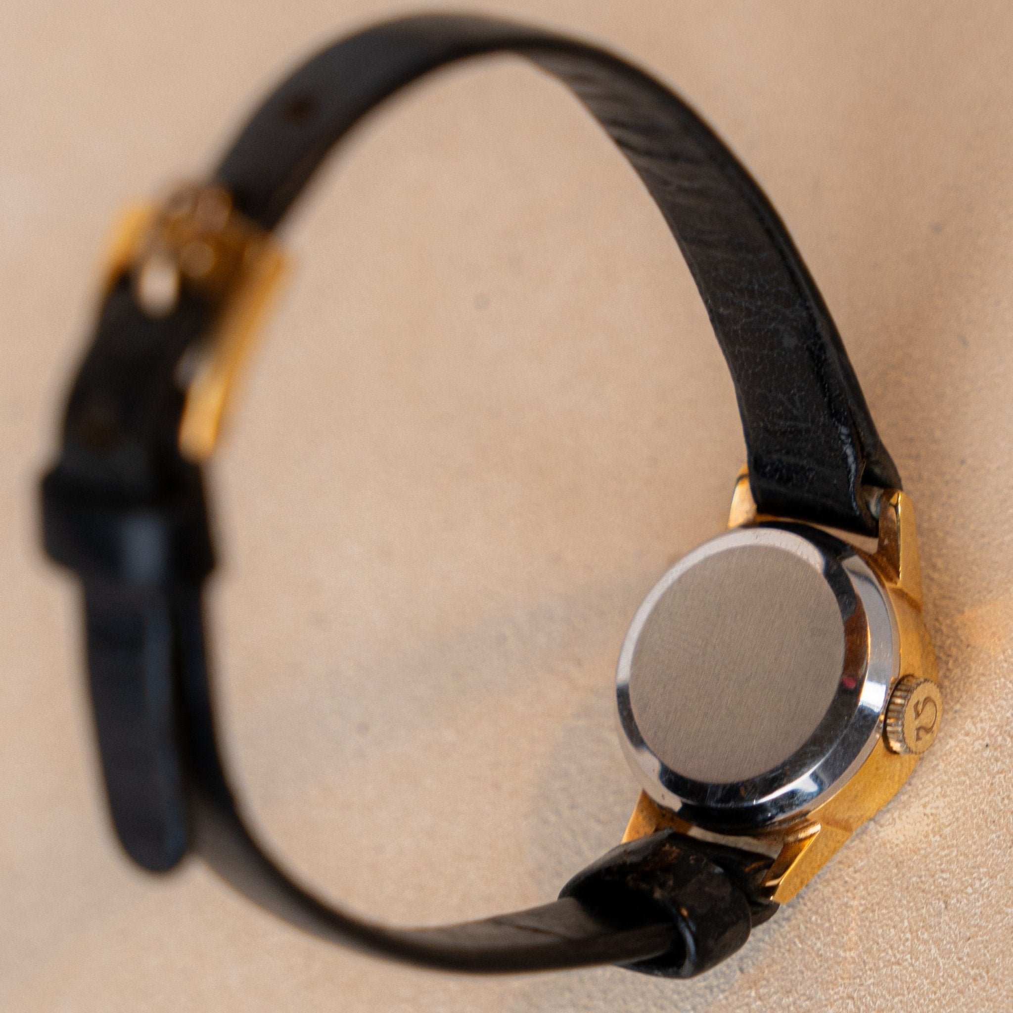 OMEGA DE VILLE SAPHETTE AUTOMATIC - montre vintage - Contre - Temps Paris