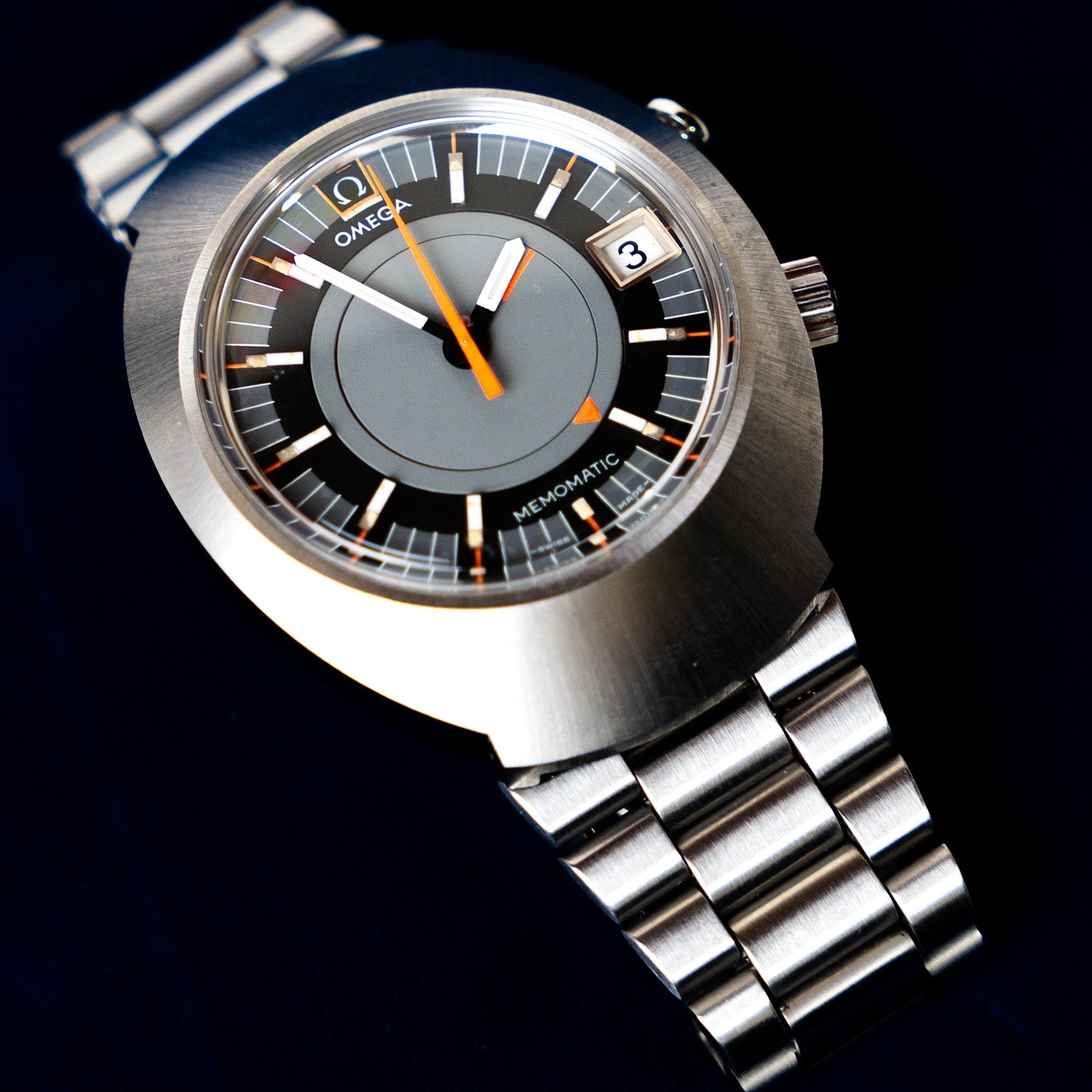 OMEGA MEMOMATIC - montre vintage - Contre - Temps Paris