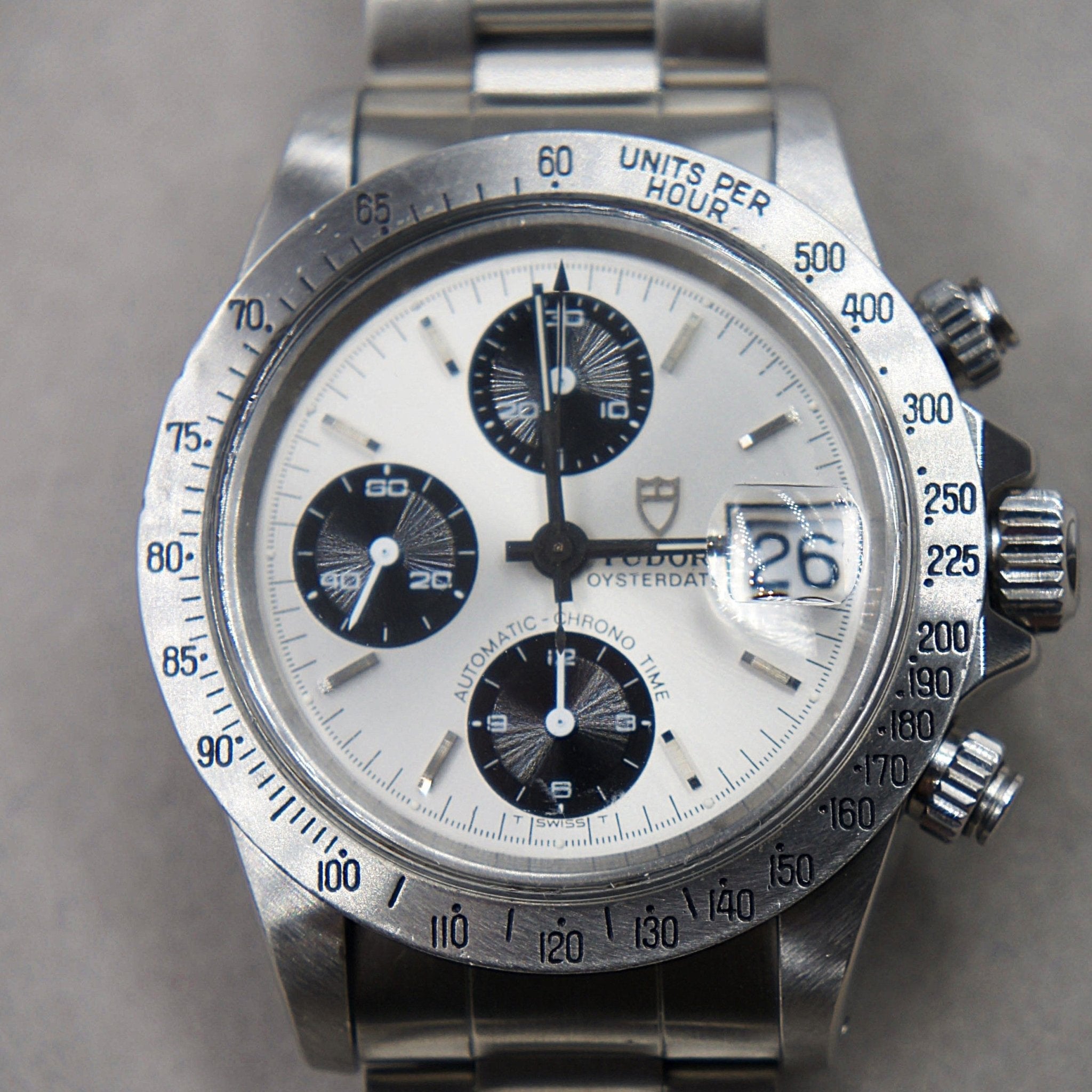 TUDOR CHRONOGRAPHE OYSTERDATE "BIG BLOCK" - montre vintage - Contre - Temps Paris
