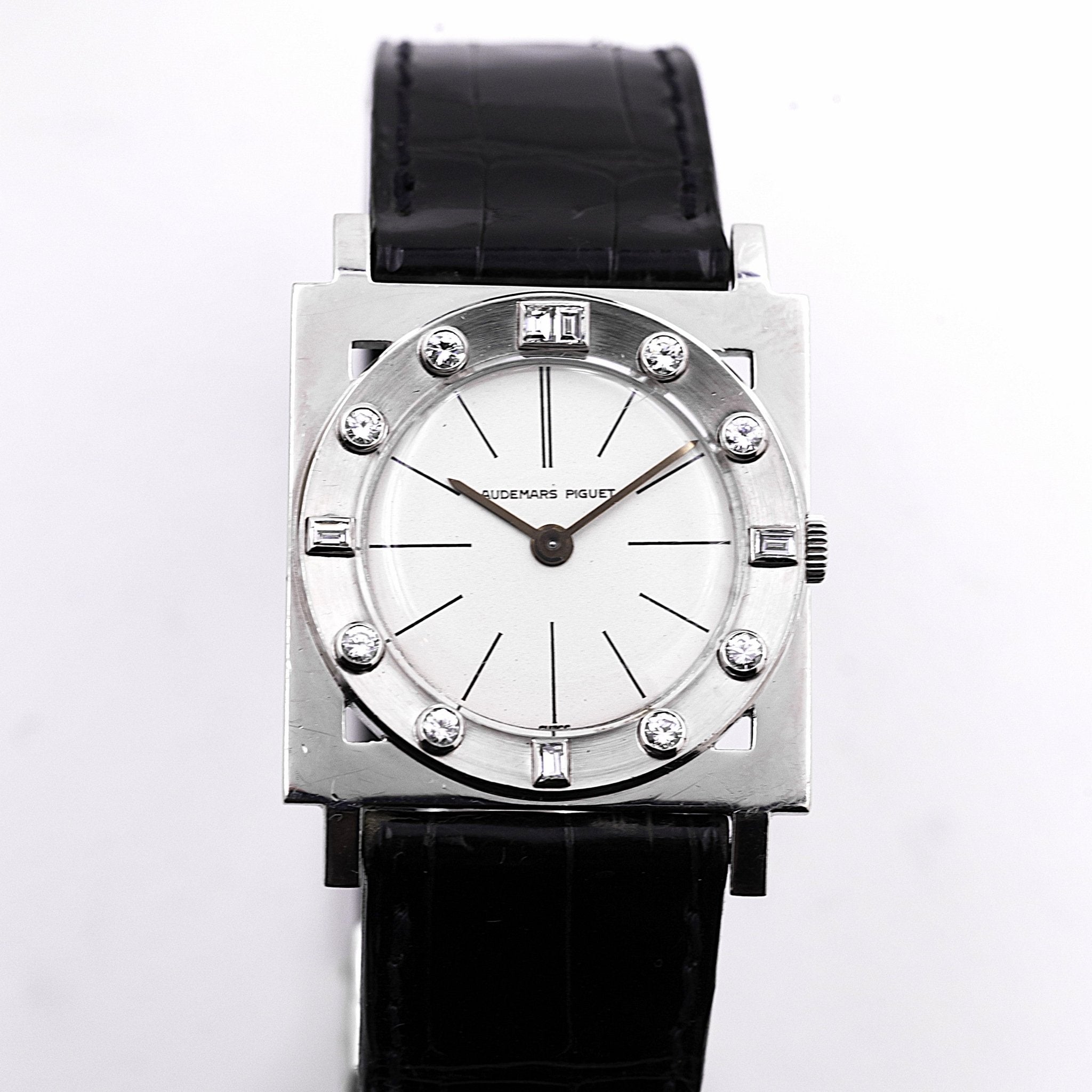 AUDEMARS PIGUET ULTRA THIN SQUARE OR BLANC - montre vintage - Contre - Temps Paris