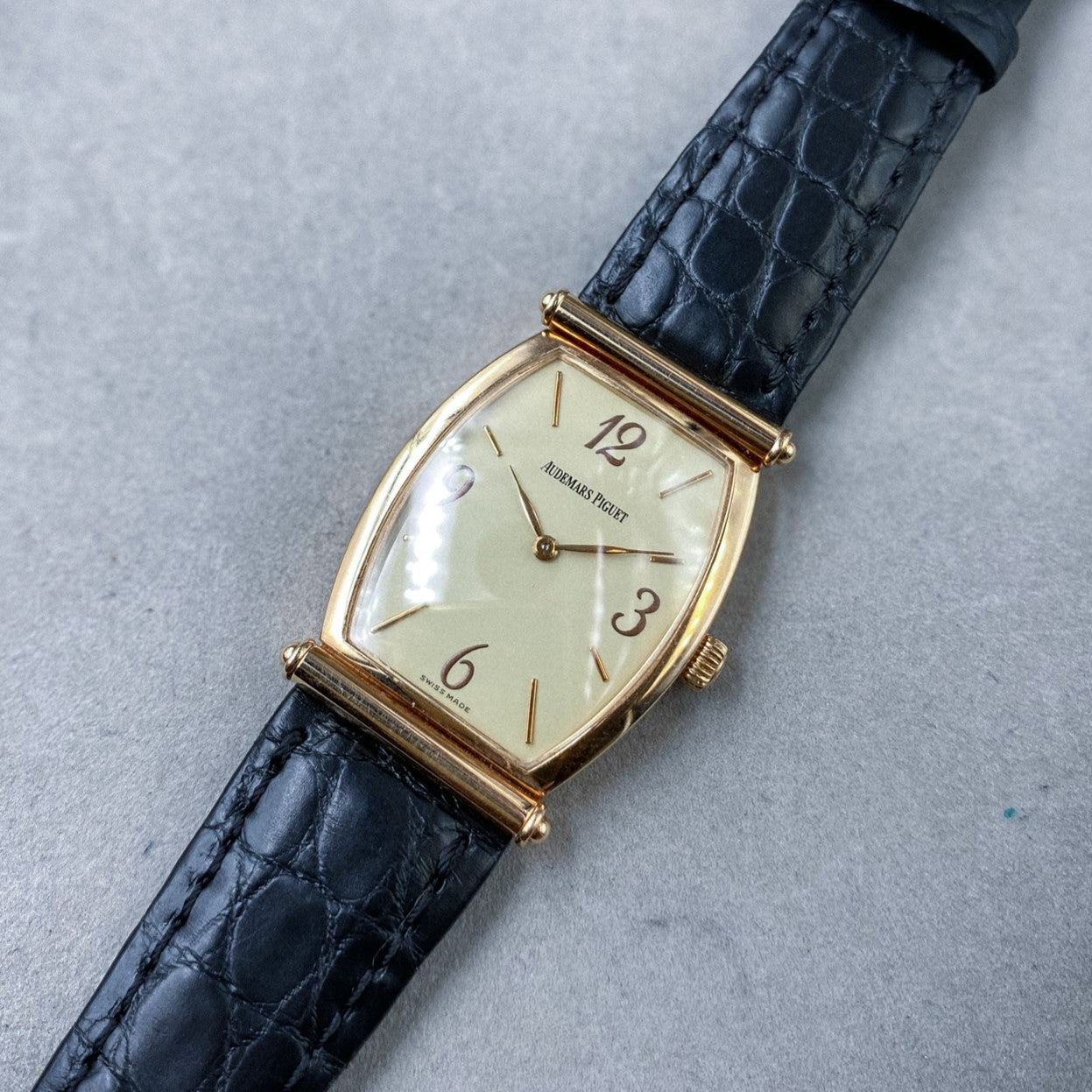 AUDEMARS PIGUET TONNEAU CARNEGIE GOLD