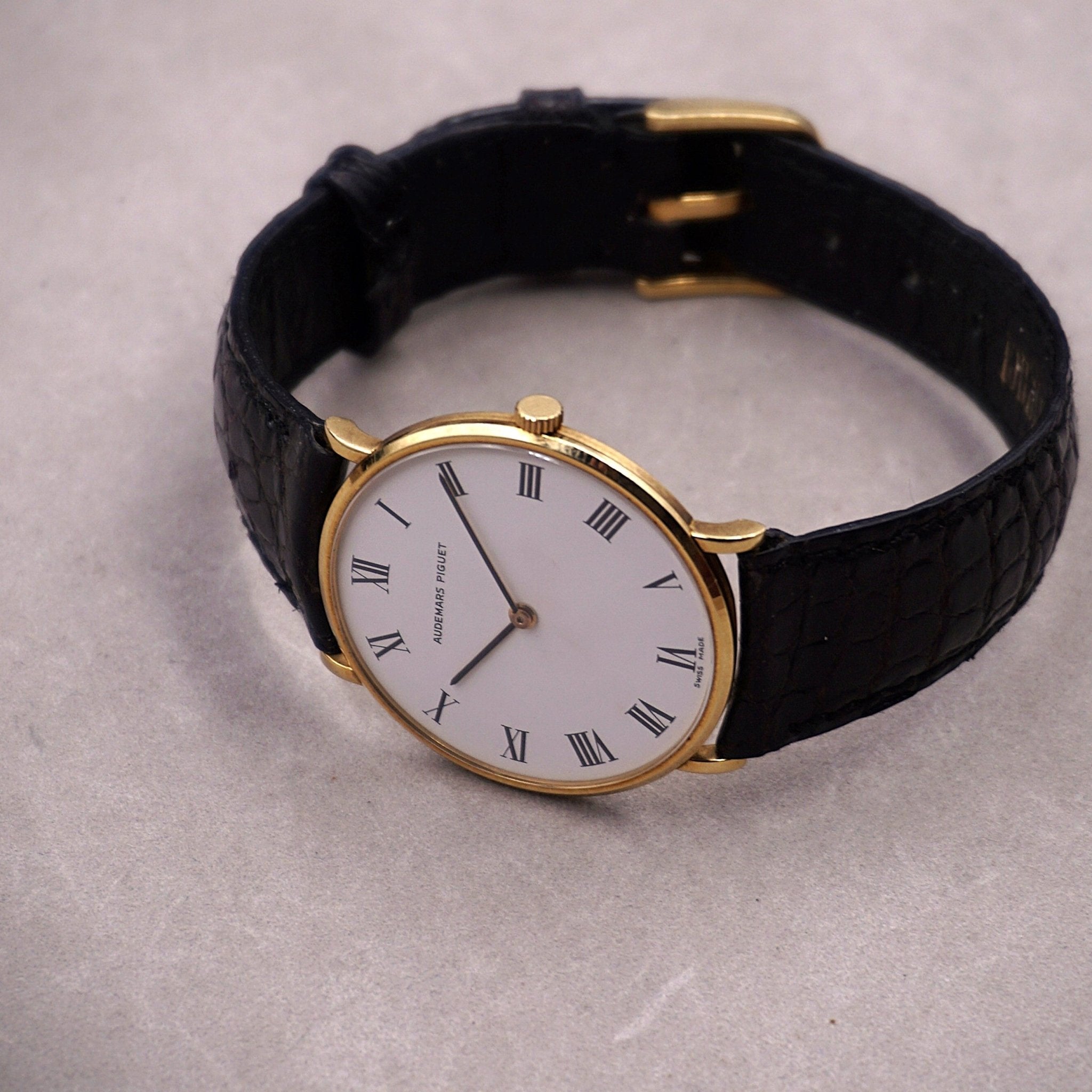 AUDEMARS PIGUET ULTRA PLATE OR - montre vintage - Contre - Temps Paris