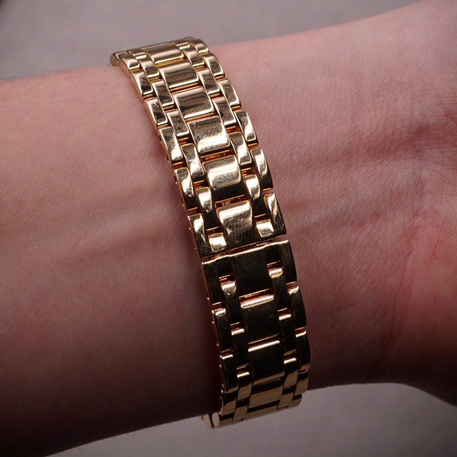 CARTIER AMERICAN TANK ALL GOLD