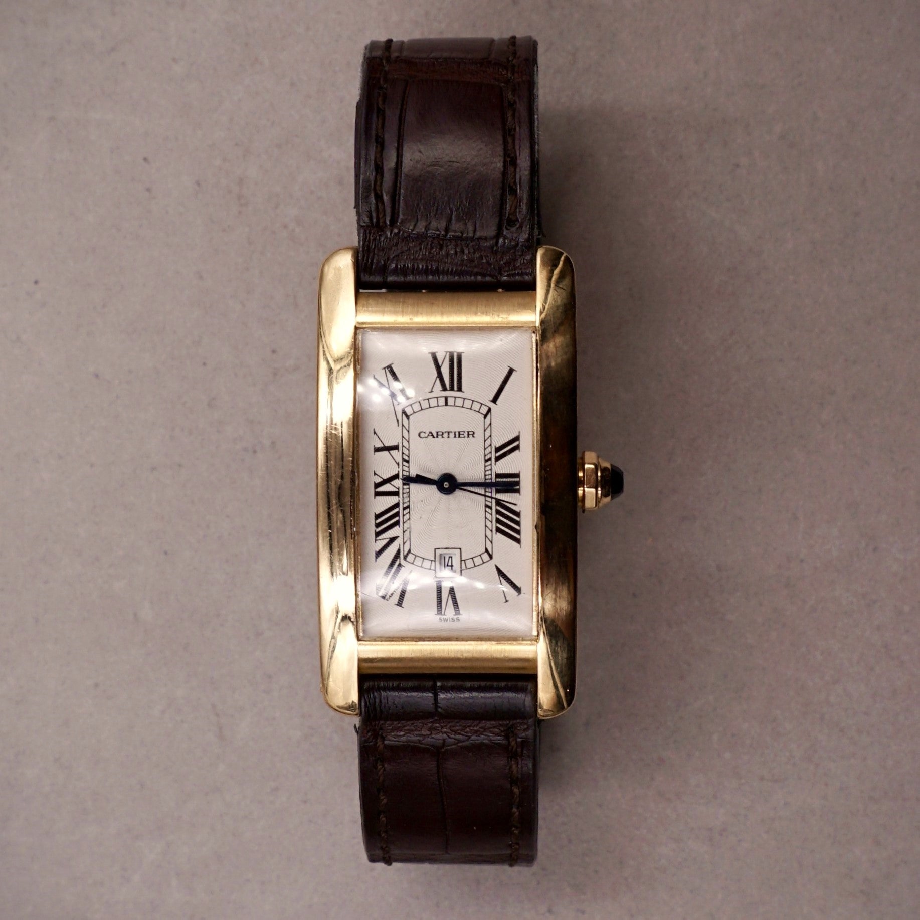 CARTIER TANK AMERICAINE HOMME OR JAUNE