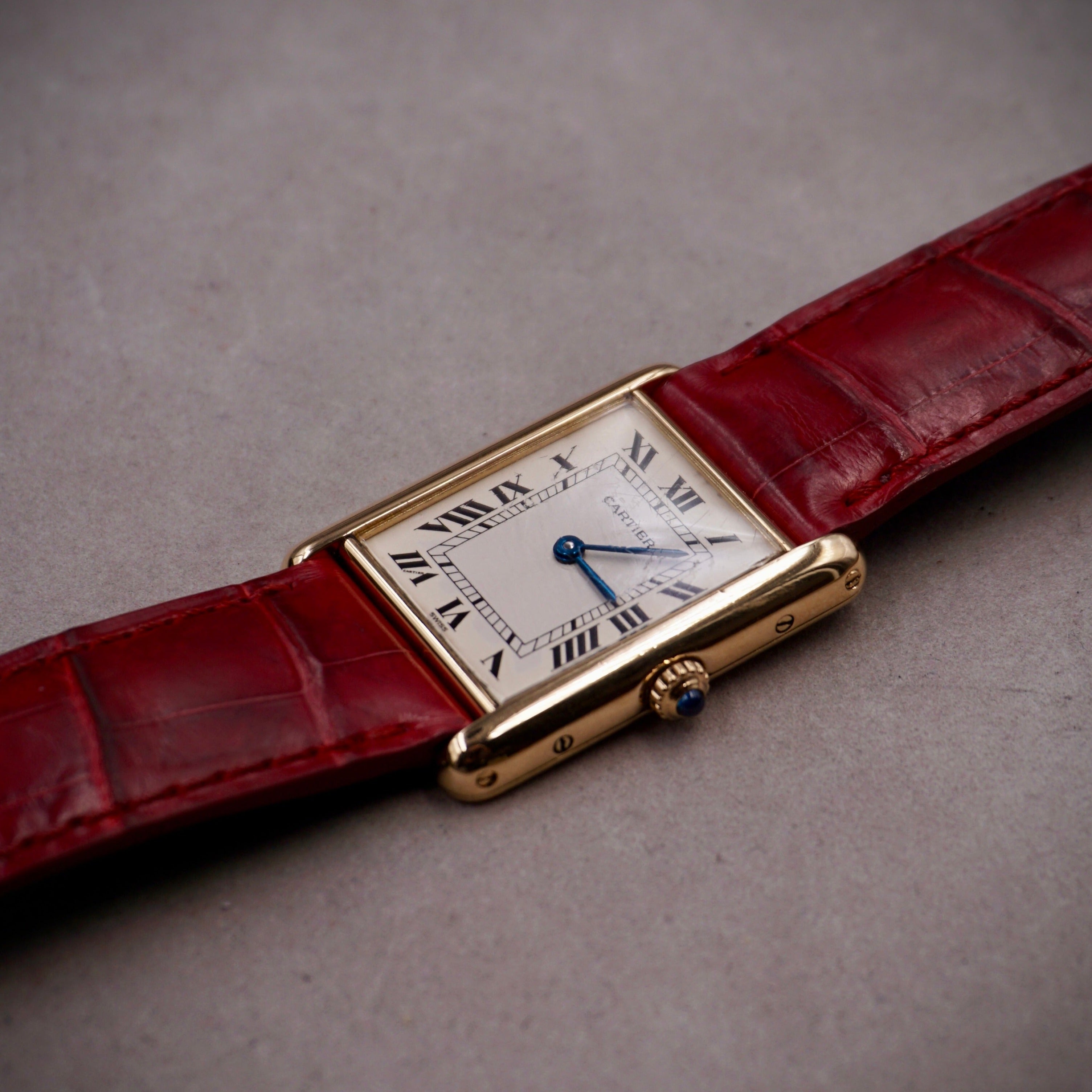 CARTIER TANK "LOUIS CARTIER" YELLOW GOLD