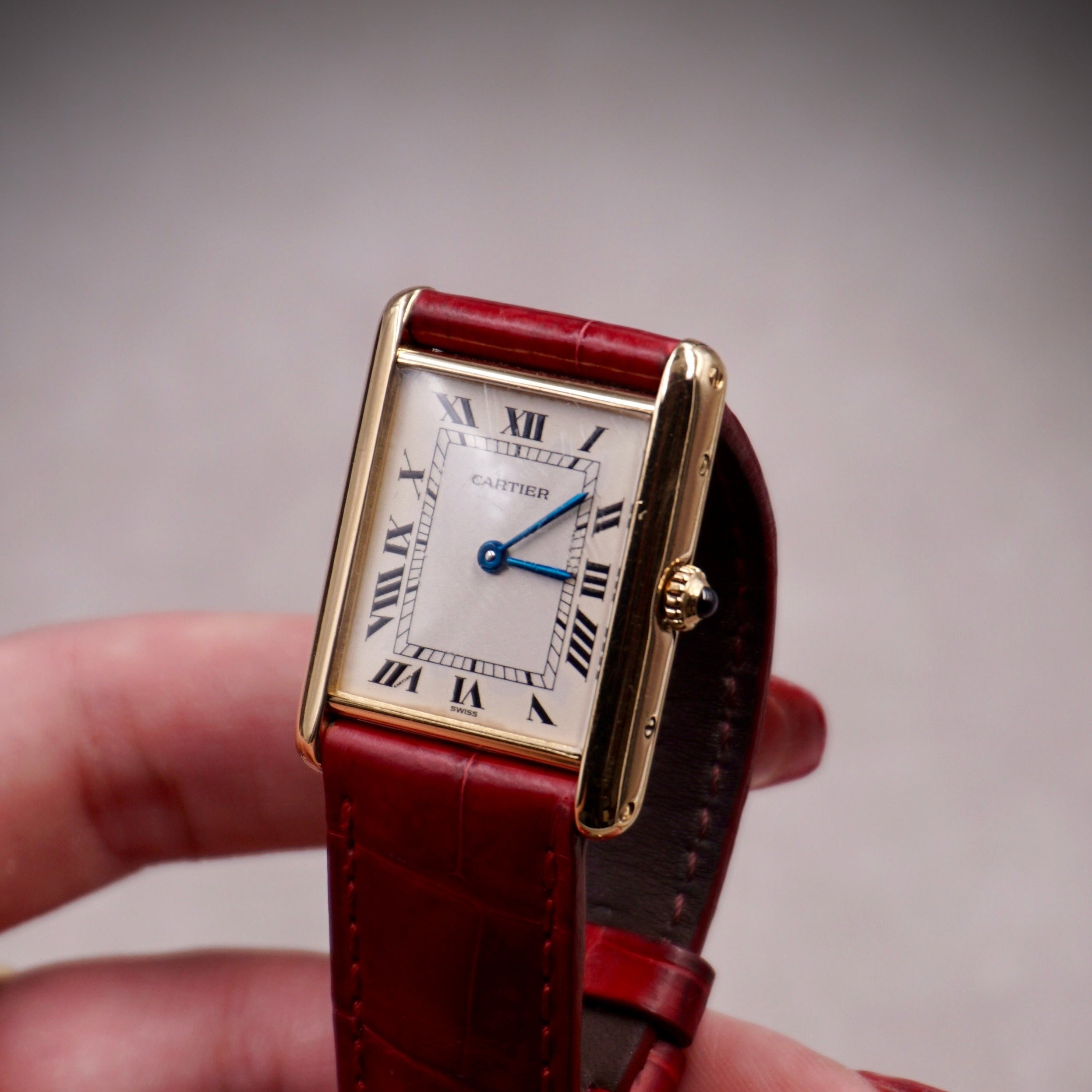 CARTIER TANK "LOUIS CARTIER" YELLOW GOLD