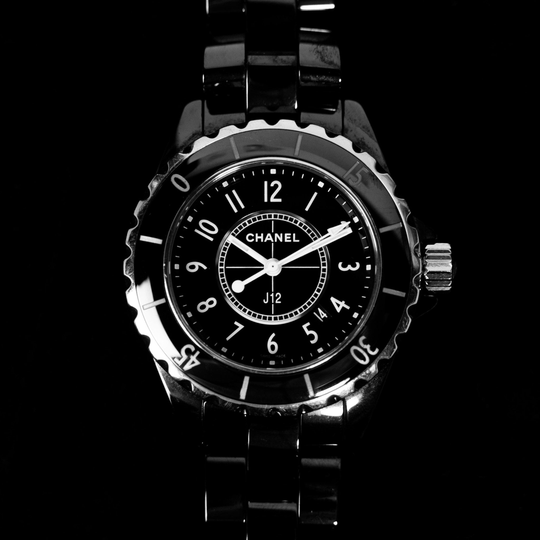 CHANEL J12 NOIRE FEMME - montre vintage - Contre - Temps Paris