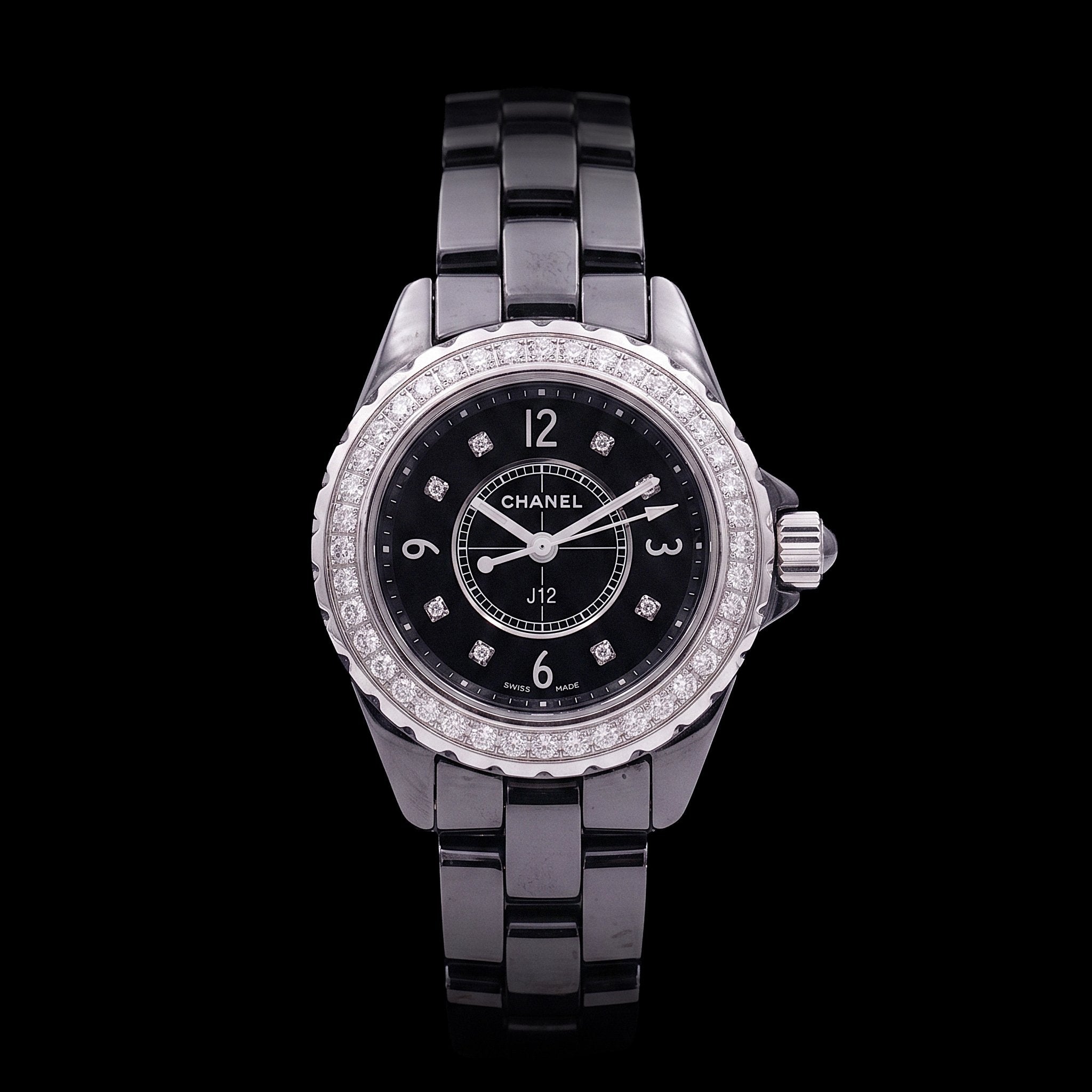 Chanel J12 Noire Lunette Diamants Ref. H2571, 2012 - montre vintage - Contre - Temps Paris
