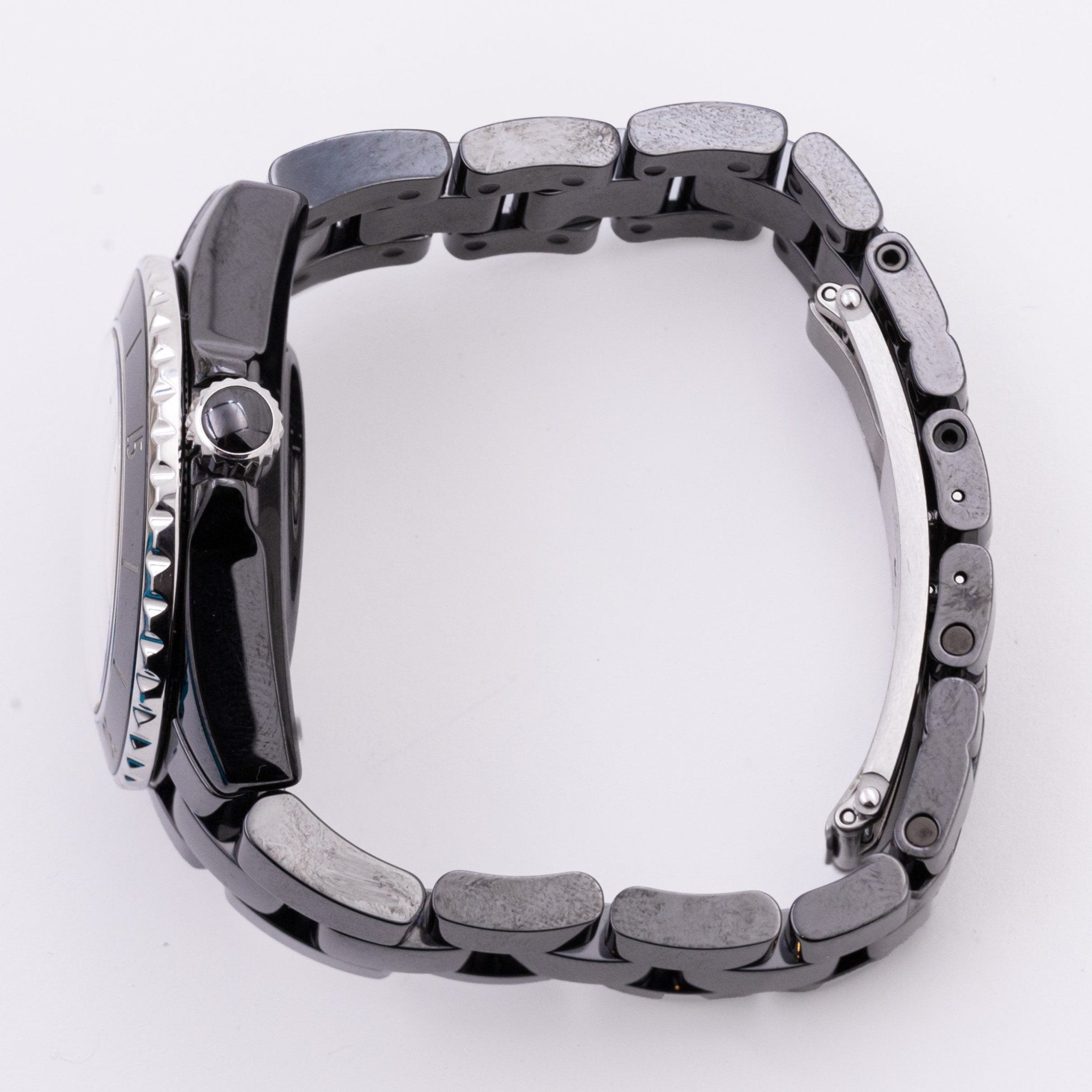 CHANEL J12 FEMME INDEXES DIAMANTS - montre vintage - Contre - Temps Paris
