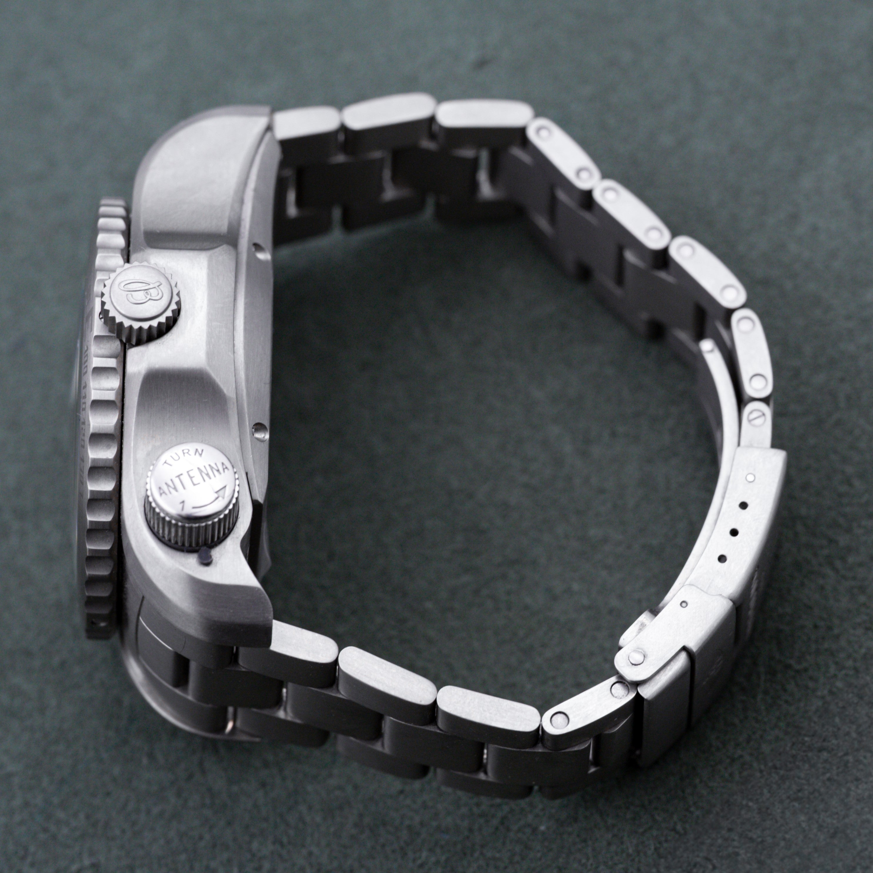 BREITLING EMERGENCY TITANE