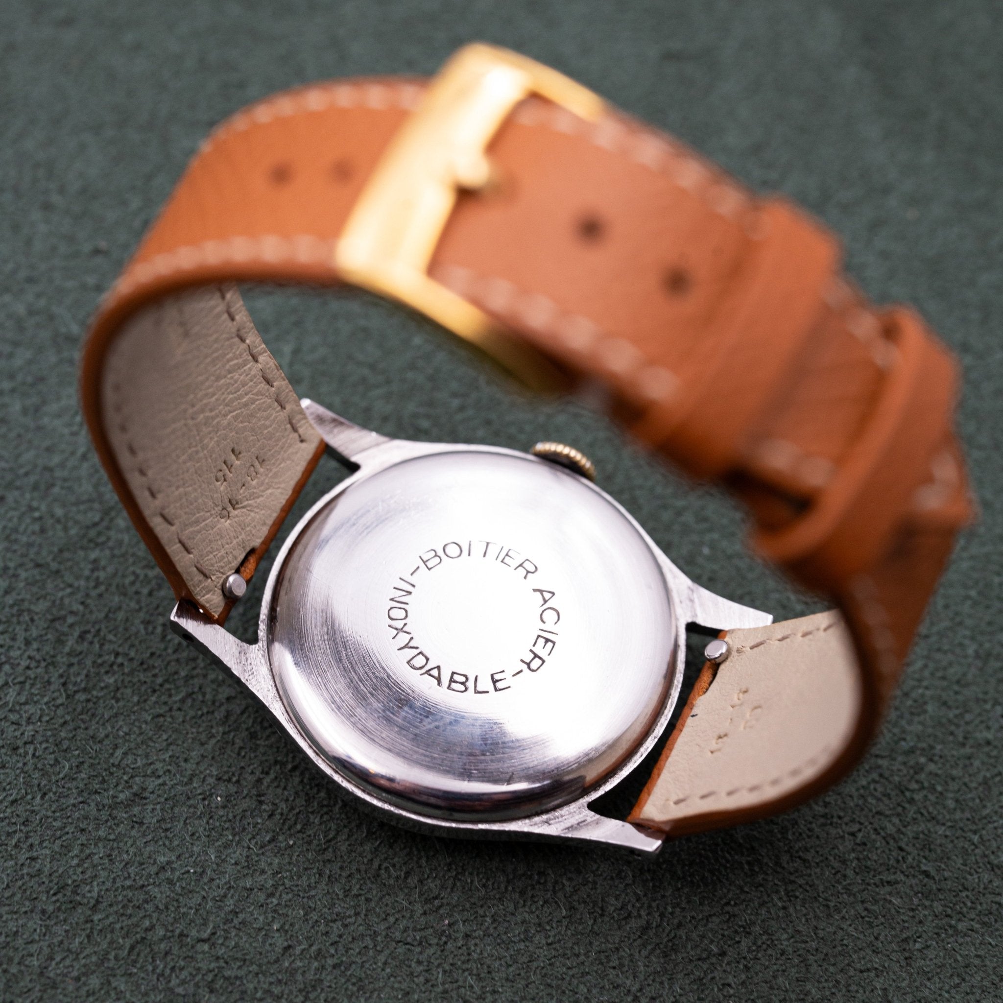 LIP CLASSIQUE VINTAGE INCABLOC - montre vintage - Contre - Temps Paris