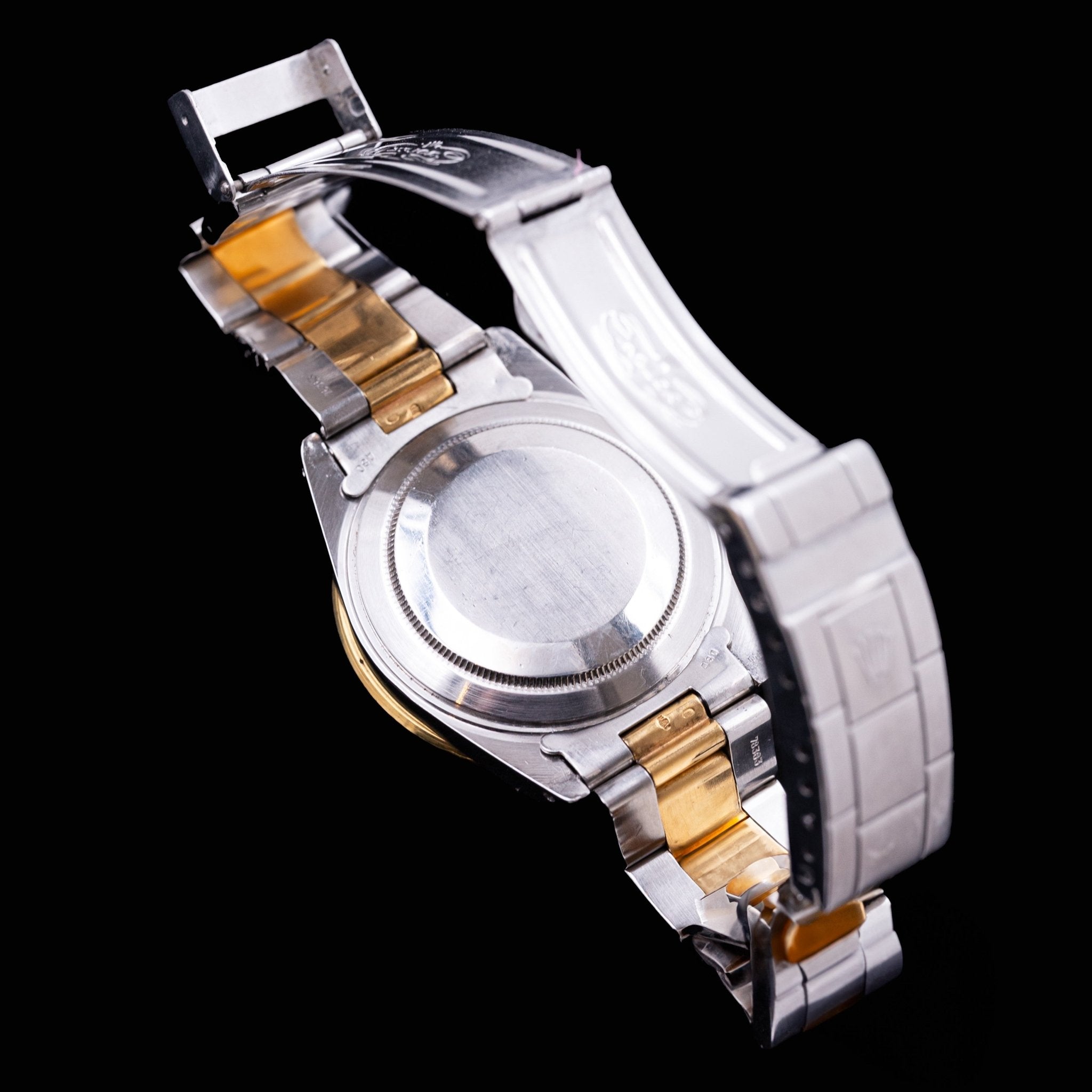 ROLEX SUBMARINER DATE OR ET ACIER BLEUE REF 16613 - montre vintage - Contre - Temps Paris