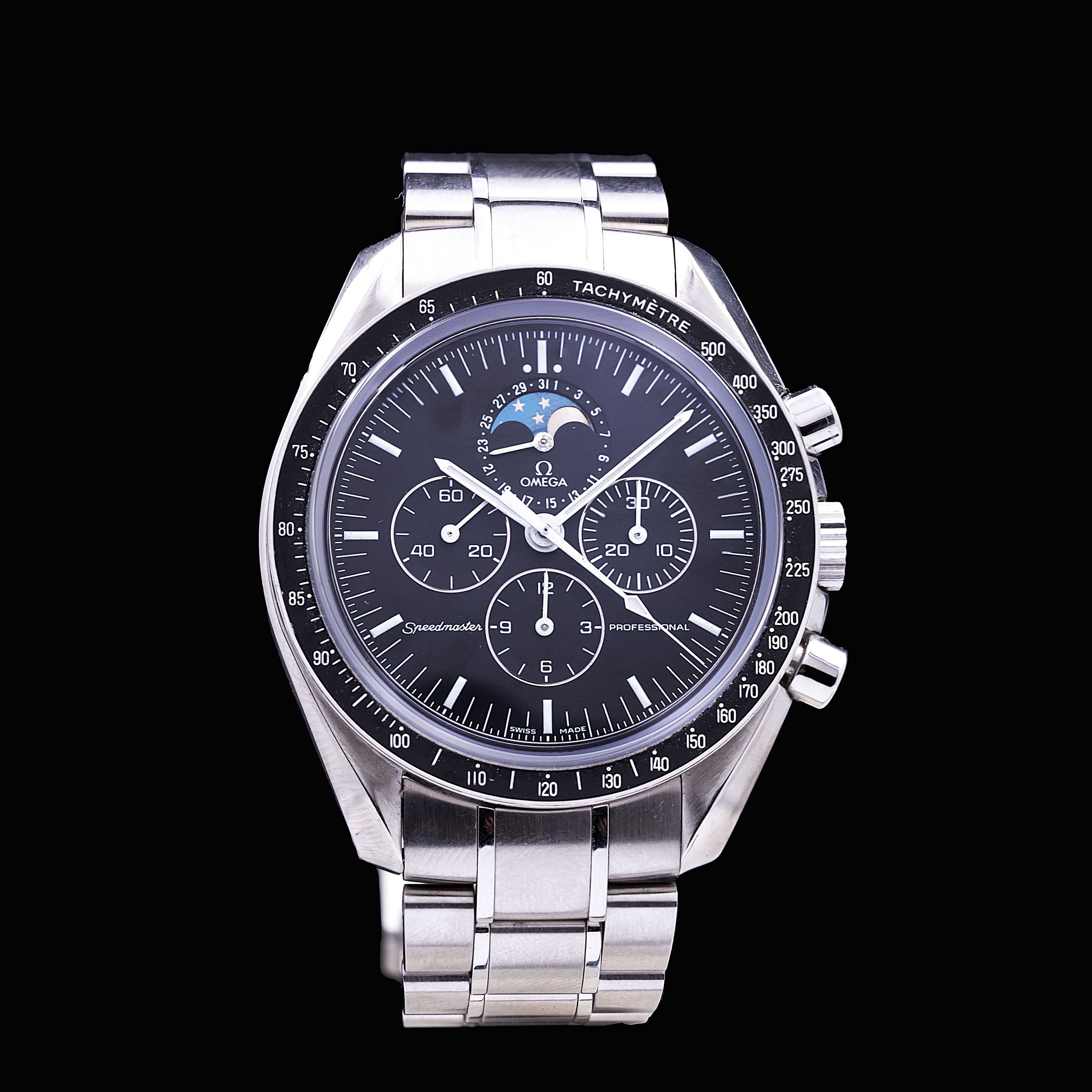 OMEGA SPEEDMASTER MOONWATCH PROFESSIONAL MOON PHASE