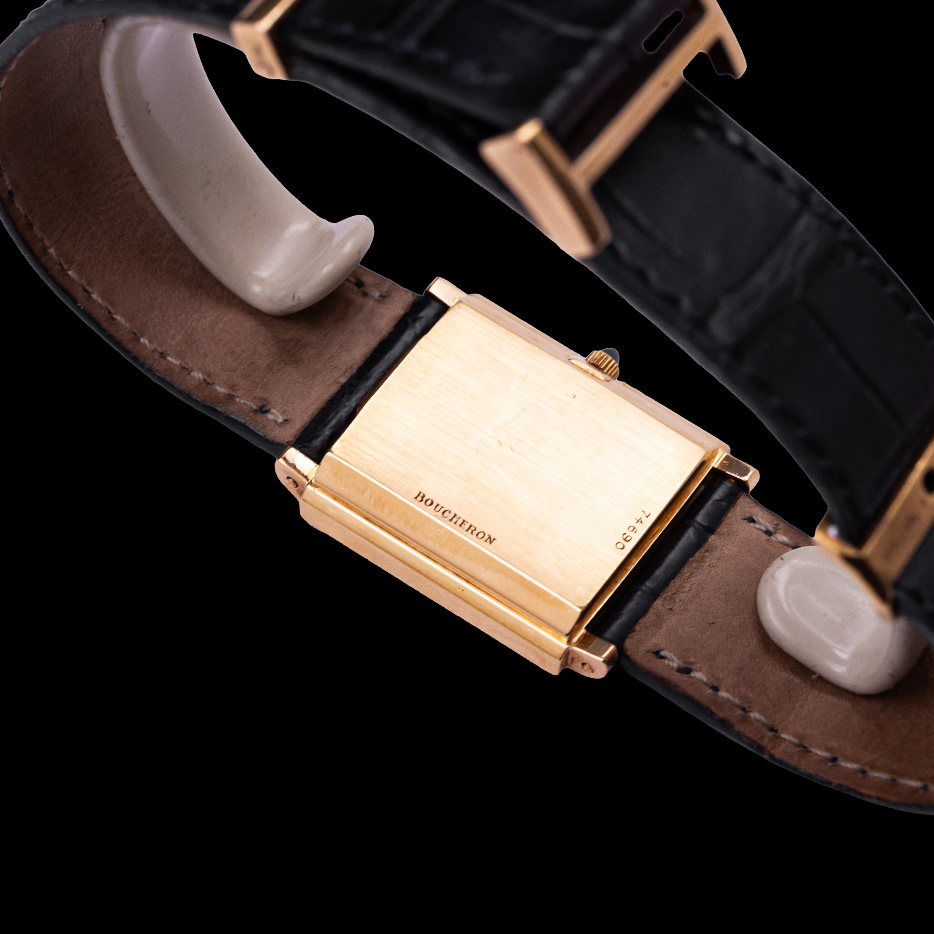 BOUCHERON REFLET CARREE LADY CLOUS DE PARIS OR