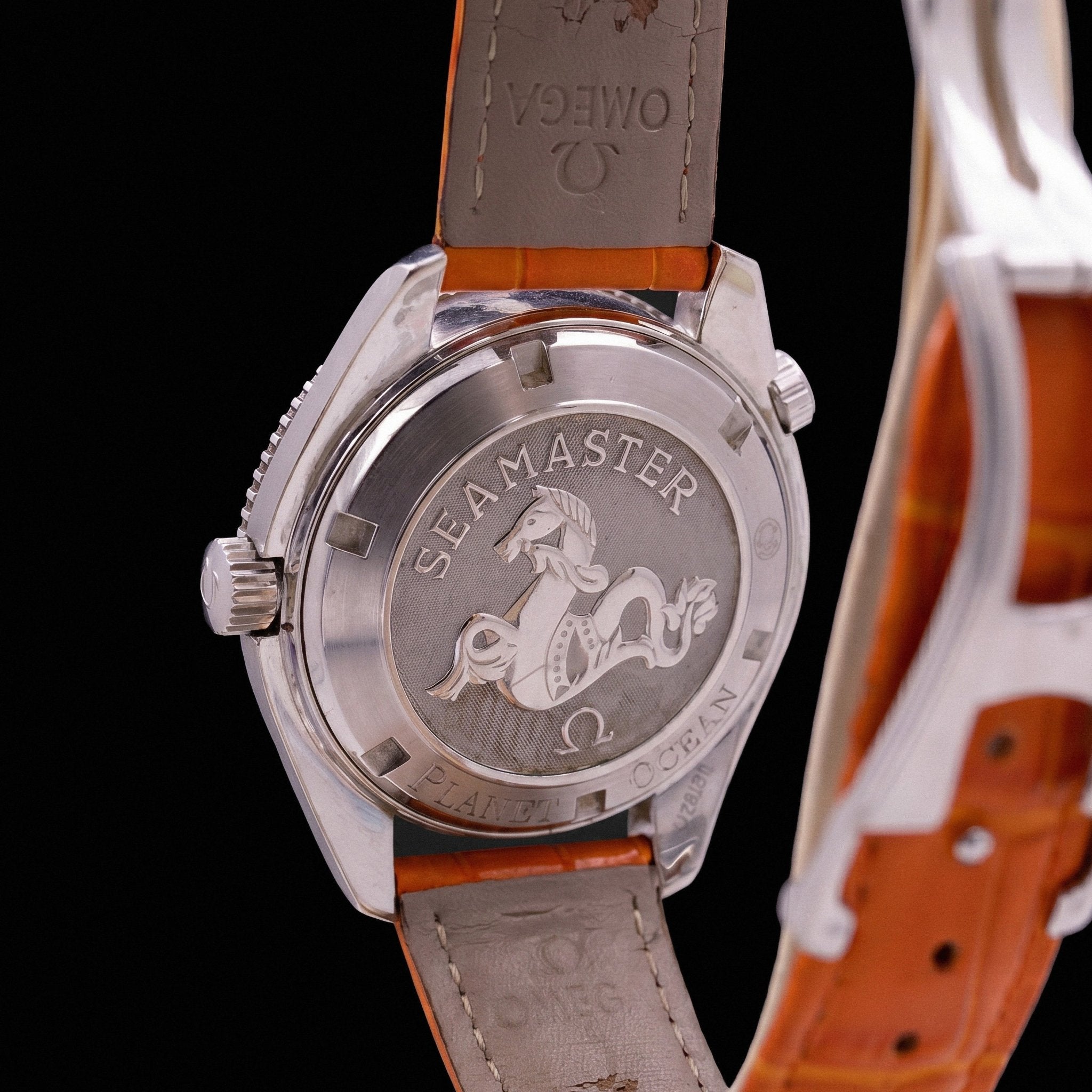 Omega Seamaster Planet Ocean Co - Axial 600 m — Acier, circa 2005, lunette orange - montre vintage - Contre - Temps Paris