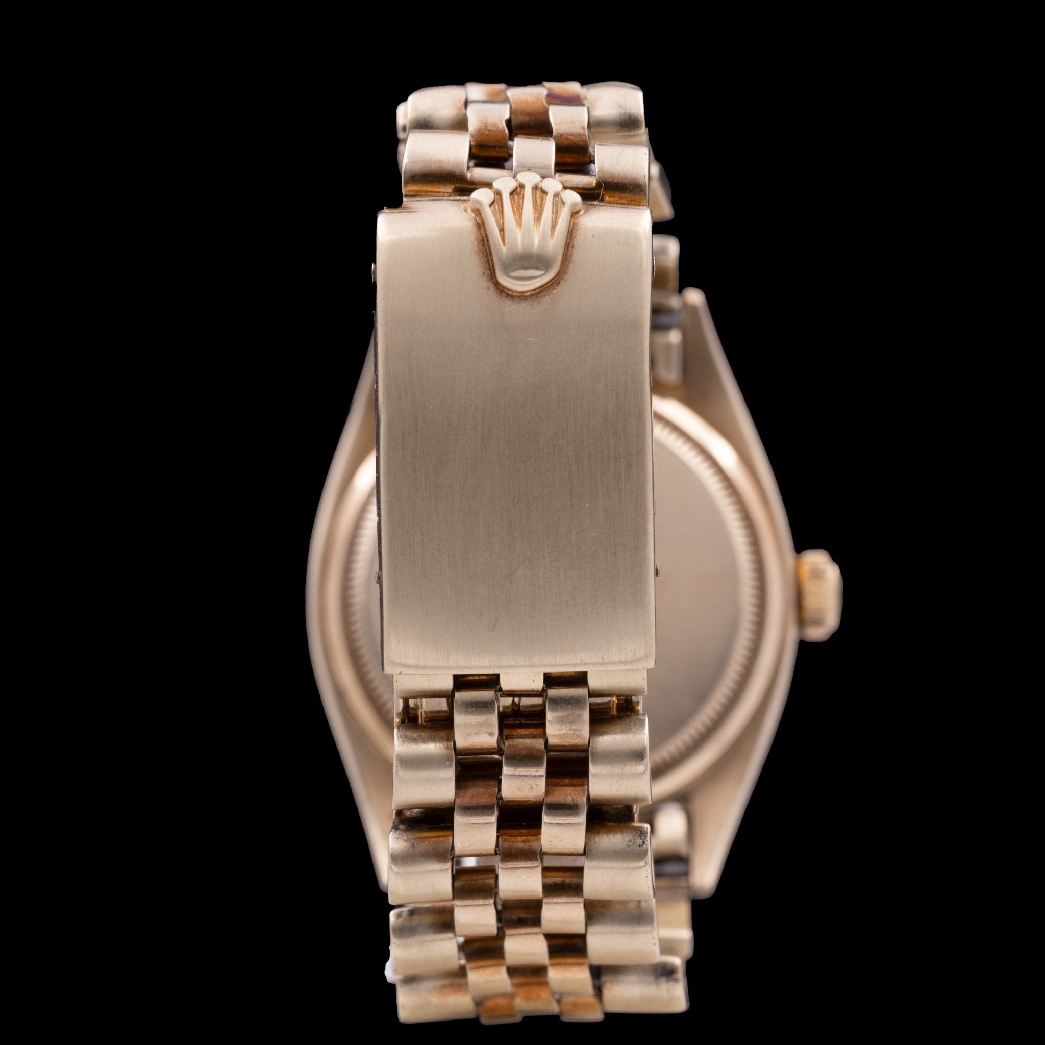 Rolex Oyster Perpetual Datejust Ref. 6605 — Or 18 carats, fin des années 1950, cadran crème - montre vintage - Contre - Temps Paris