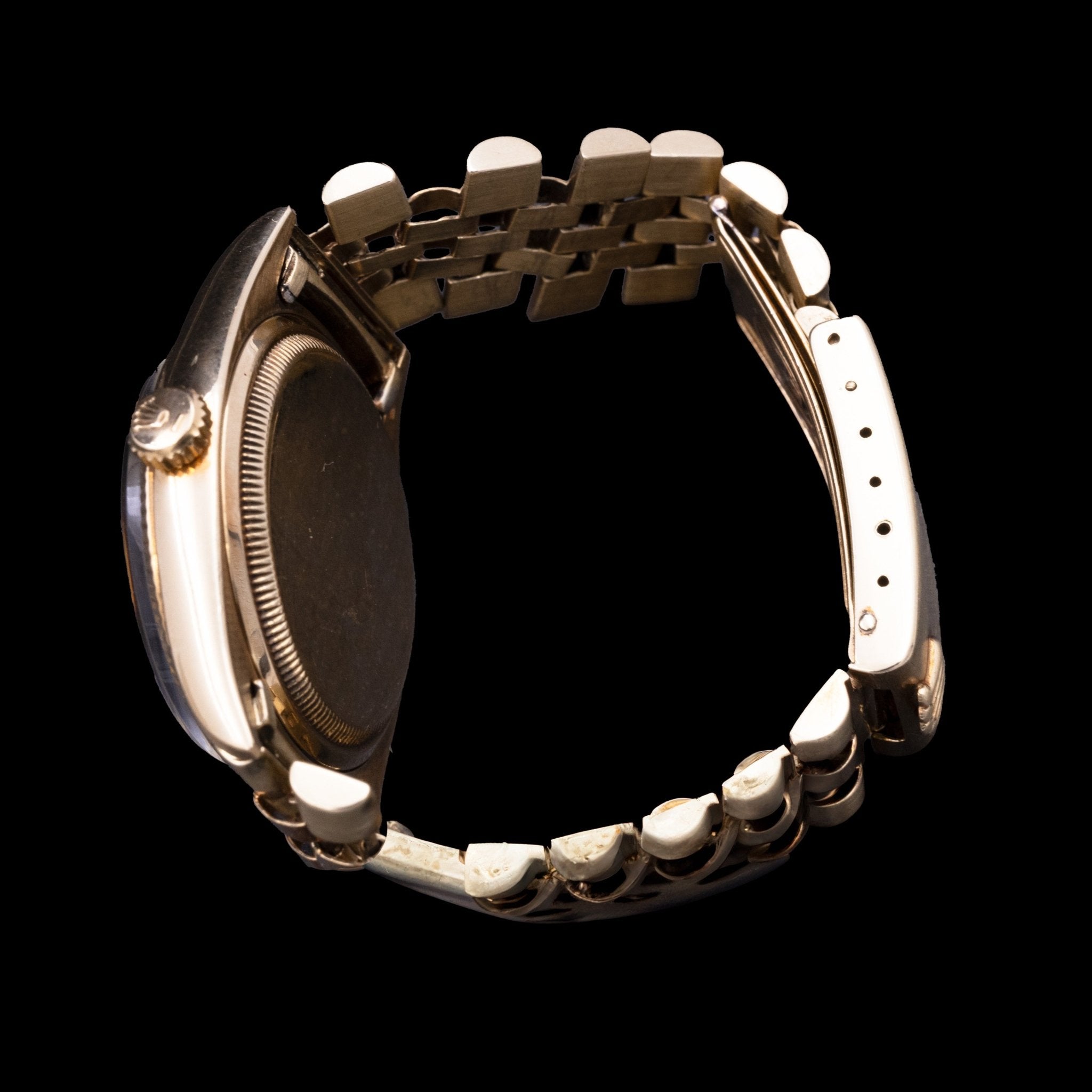 Rolex Oyster Perpetual Datejust Ref. 6605 — Or 18 carats, fin des années 1950, cadran crème - montre vintage - Contre - Temps Paris