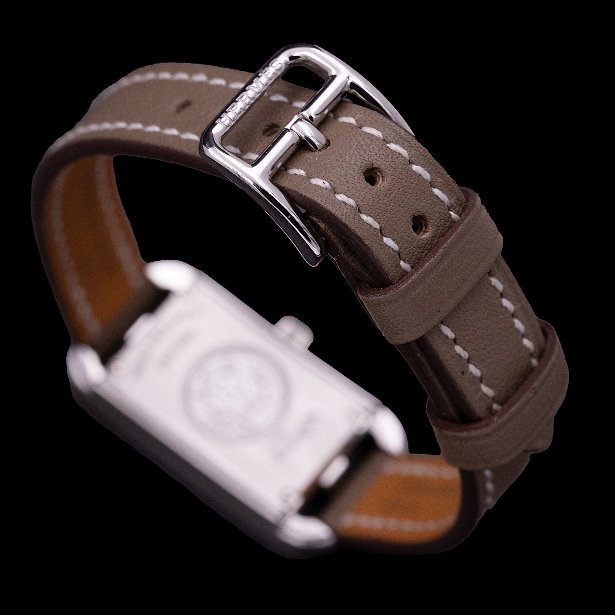 Hermès Nantucket Ref. NA2.110, neuve 2026 - montre vintage - Contre - Temps Paris