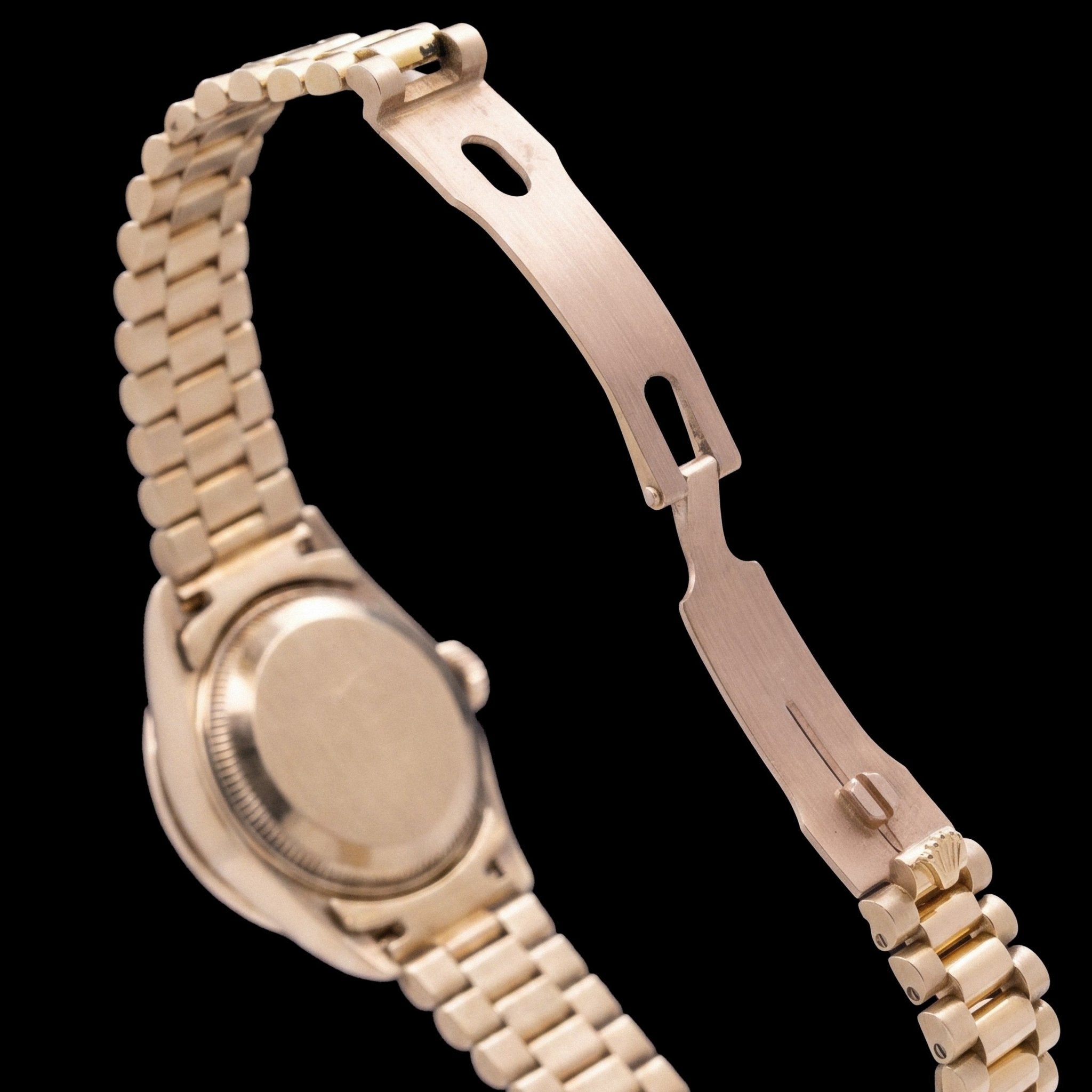 Rolex Lady - Datejust Or Jaune Ref. 69138, circa 1995 - montre vintage - Contre - Temps Paris