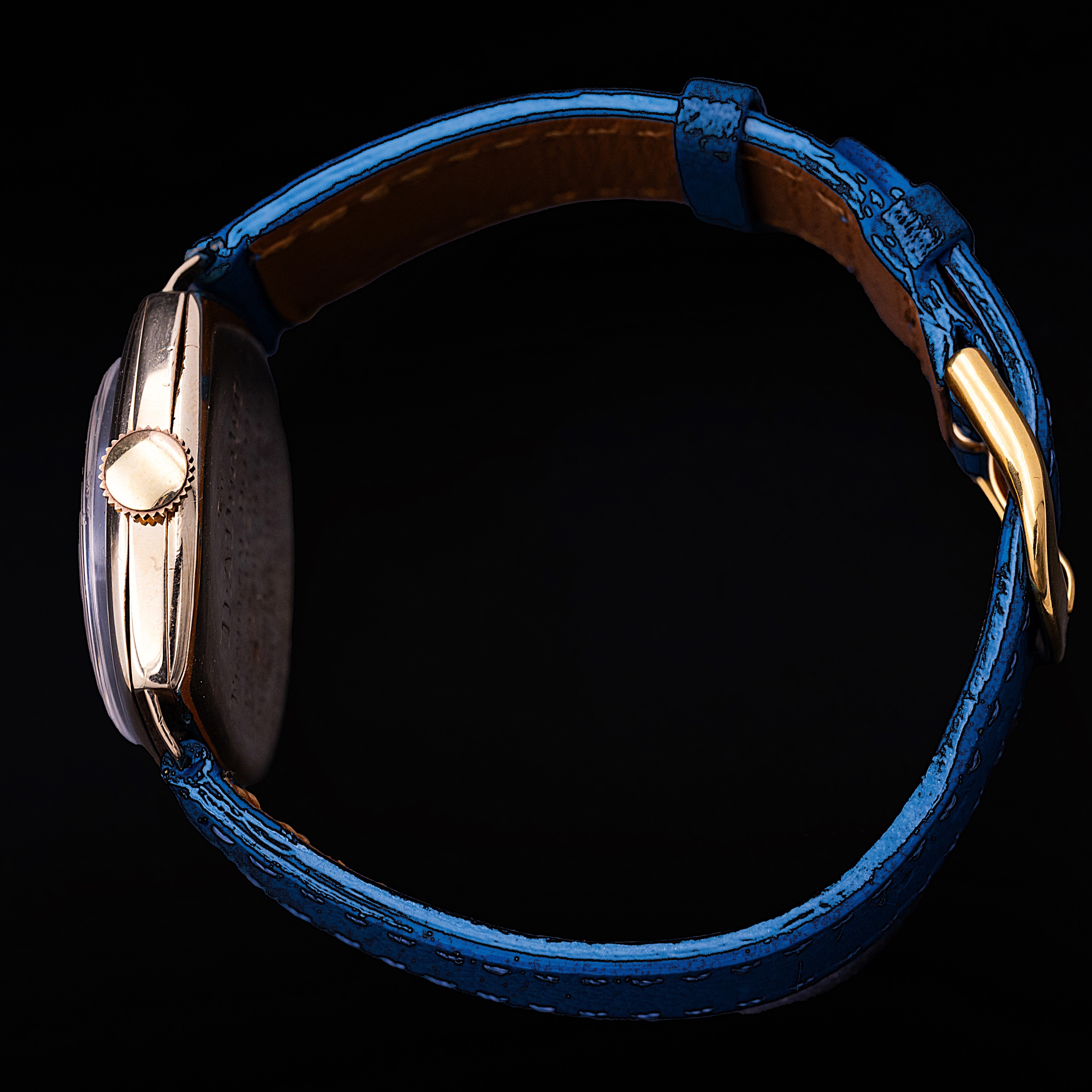 Longines 9ct Yellow Gold, cushion shape, circa 1947