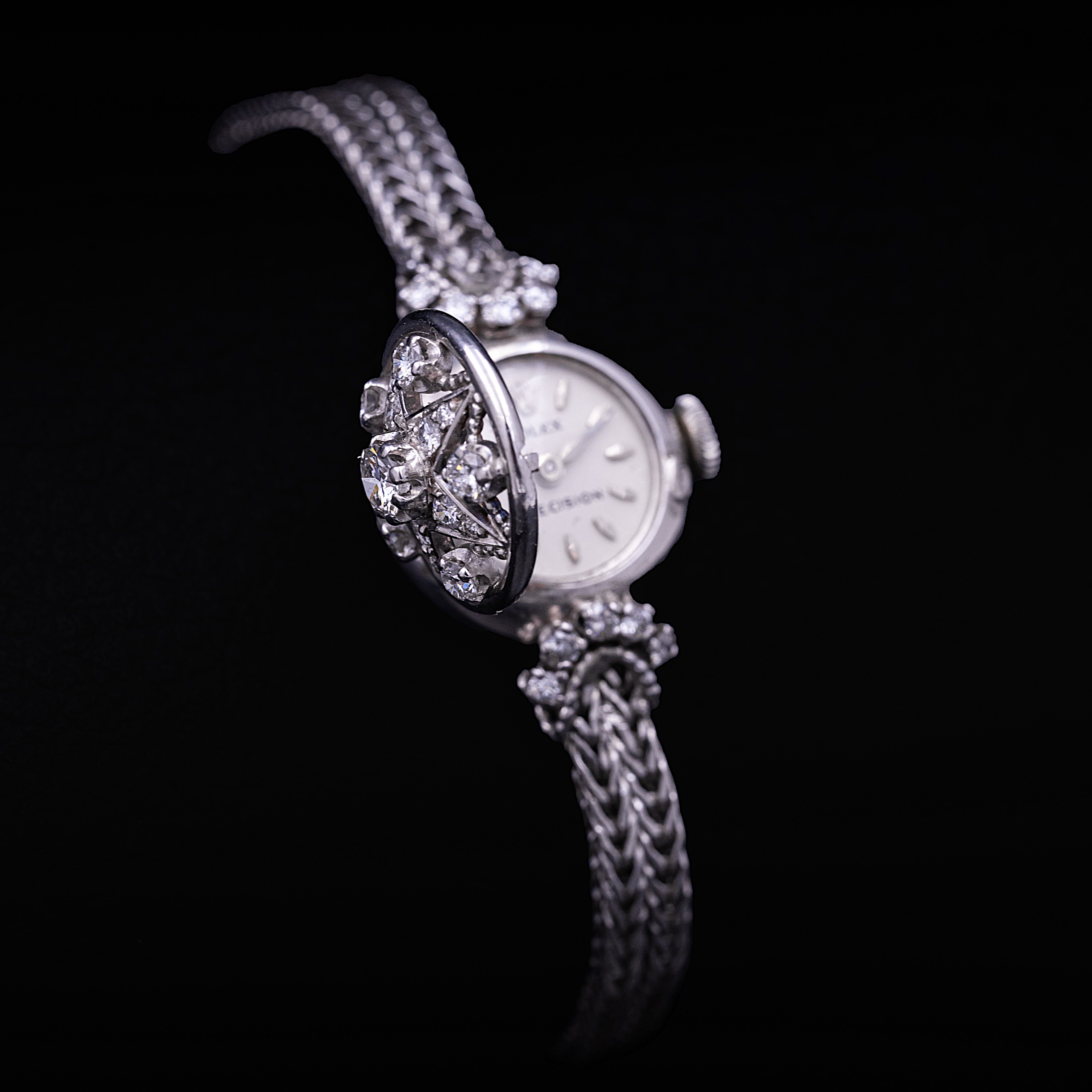 Rolex Precision à capot, Or blanc et diamants, années 50