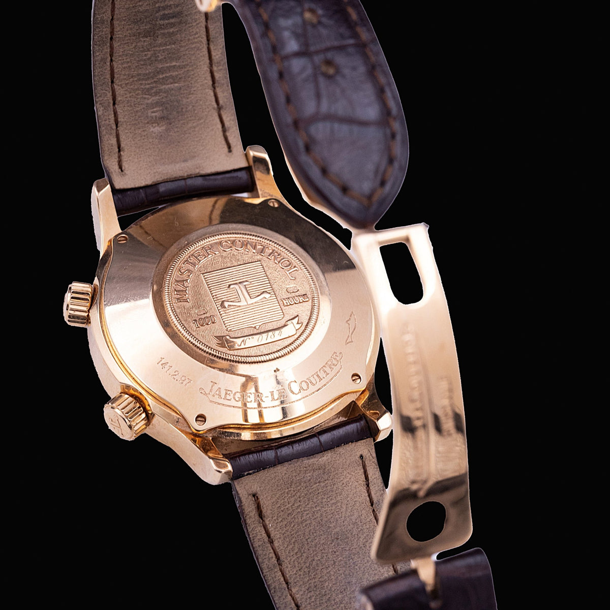Jaeger-LeCoultre Memovox Réveil Master Control Or Rose Ref. 141.2.97, circa 1994 - montre vintage - Contre-Temps Paris