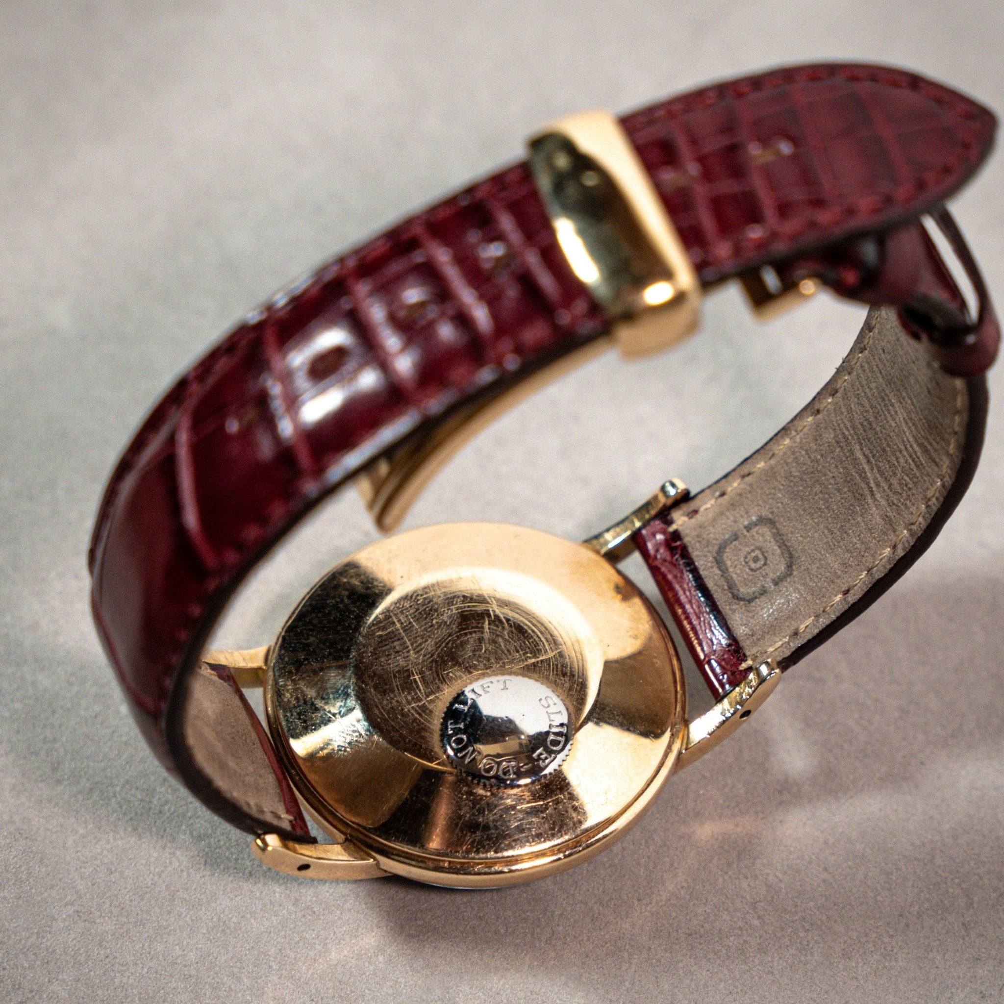 LECOULTRE FUTUREMATIC GOLD FILLED - montre vintage - Contre - Temps Paris